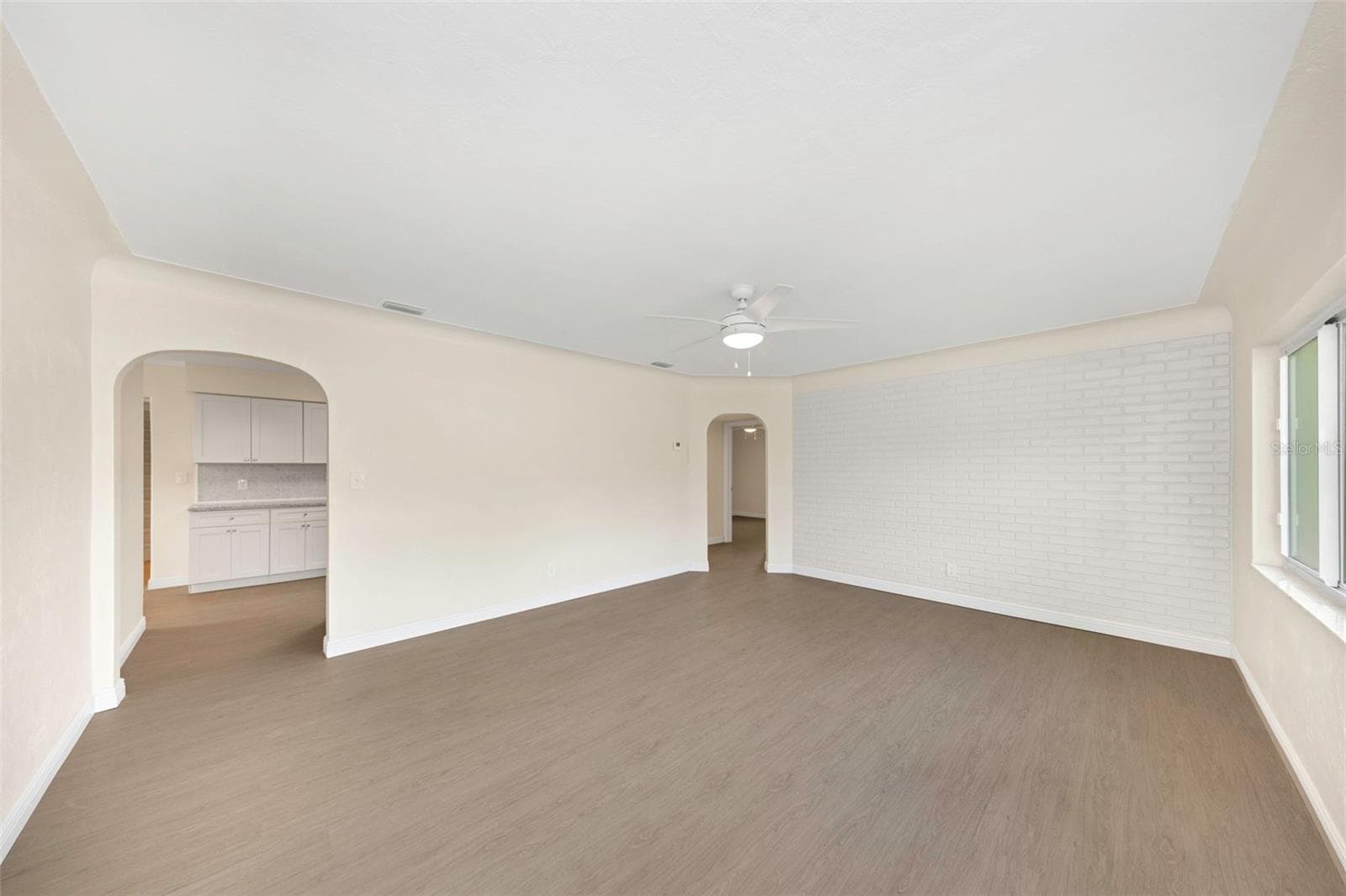 Single Family Residence at 4450 13TH AVE S, ST PETERSBURG, photo 2 of 35