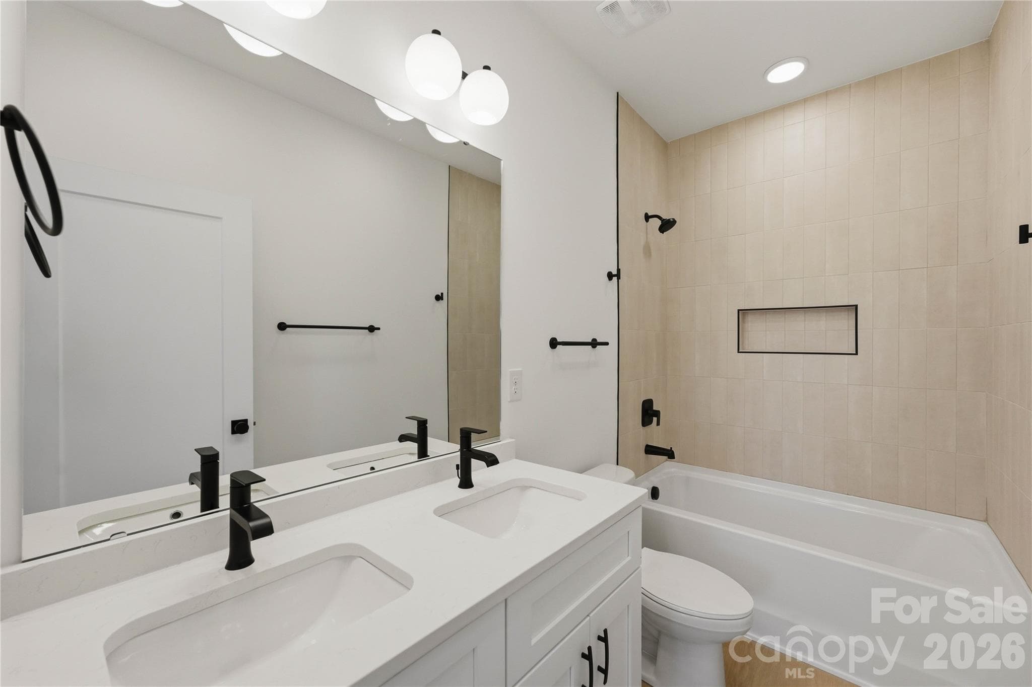 Secondary bathroom on upper - 6206 Linda Vista Lane, Charlotte