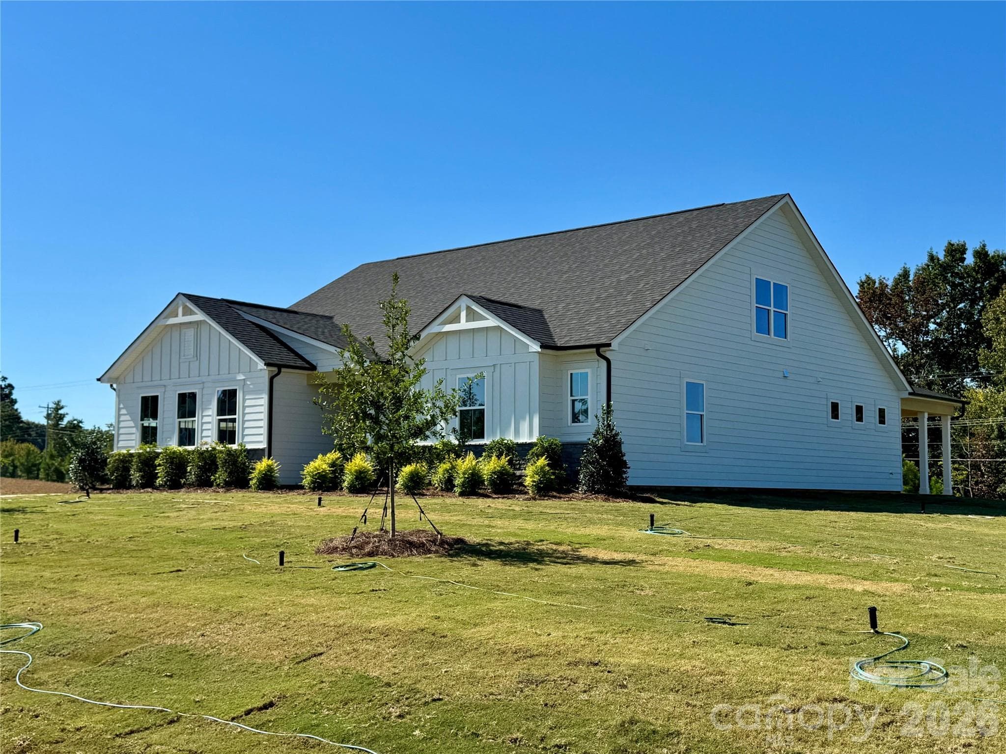 Single Family Residence at 2509 Mabel Lane, Monroe, photo 2 of 34