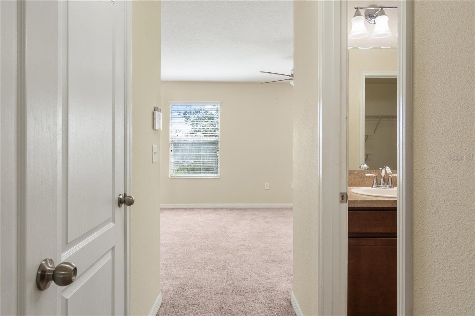 Townhouse at 2011 HAWKS VIEW DR, RUSKIN, photo 19 of 47