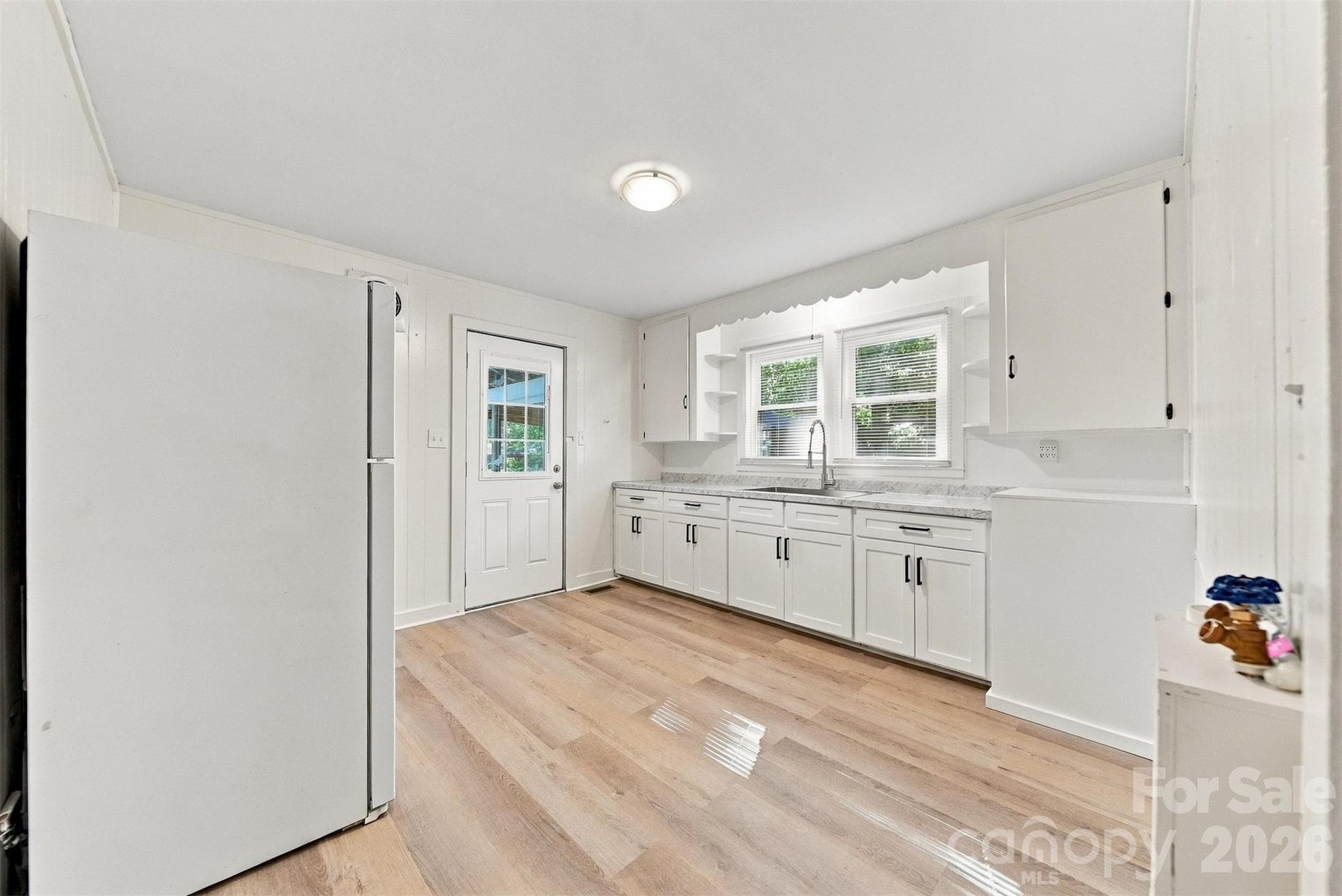 Single Family Residence at 110 Brookside Lane, Morganton, photo 10 of 28