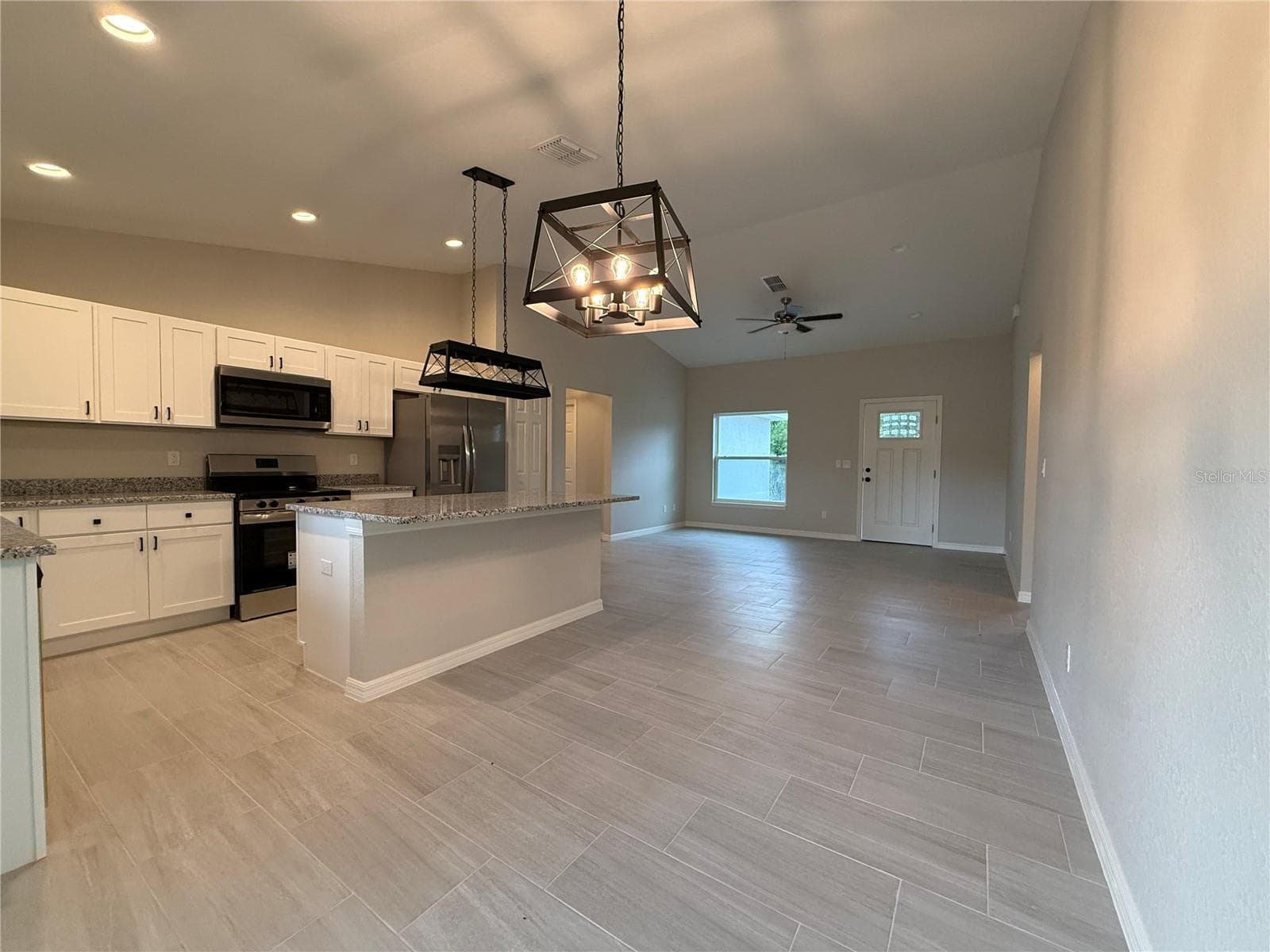 Single Family Residence at 46 LOCUST RUN RADL, OCALA, photo 6 of 15