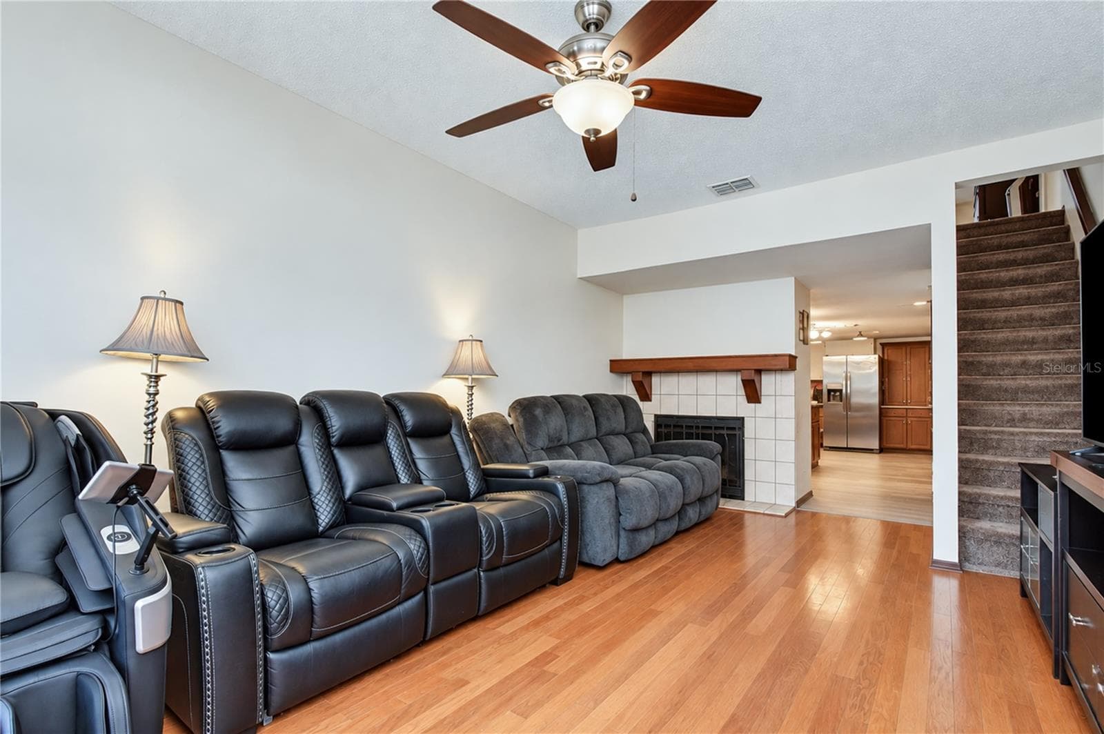 Townhouse at 8622 COBBLER PL, TAMPA, photo 9 of 39