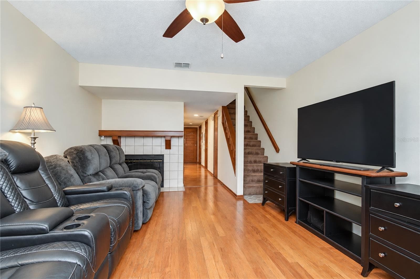Townhouse at 8622 COBBLER PL, TAMPA, photo 11 of 39