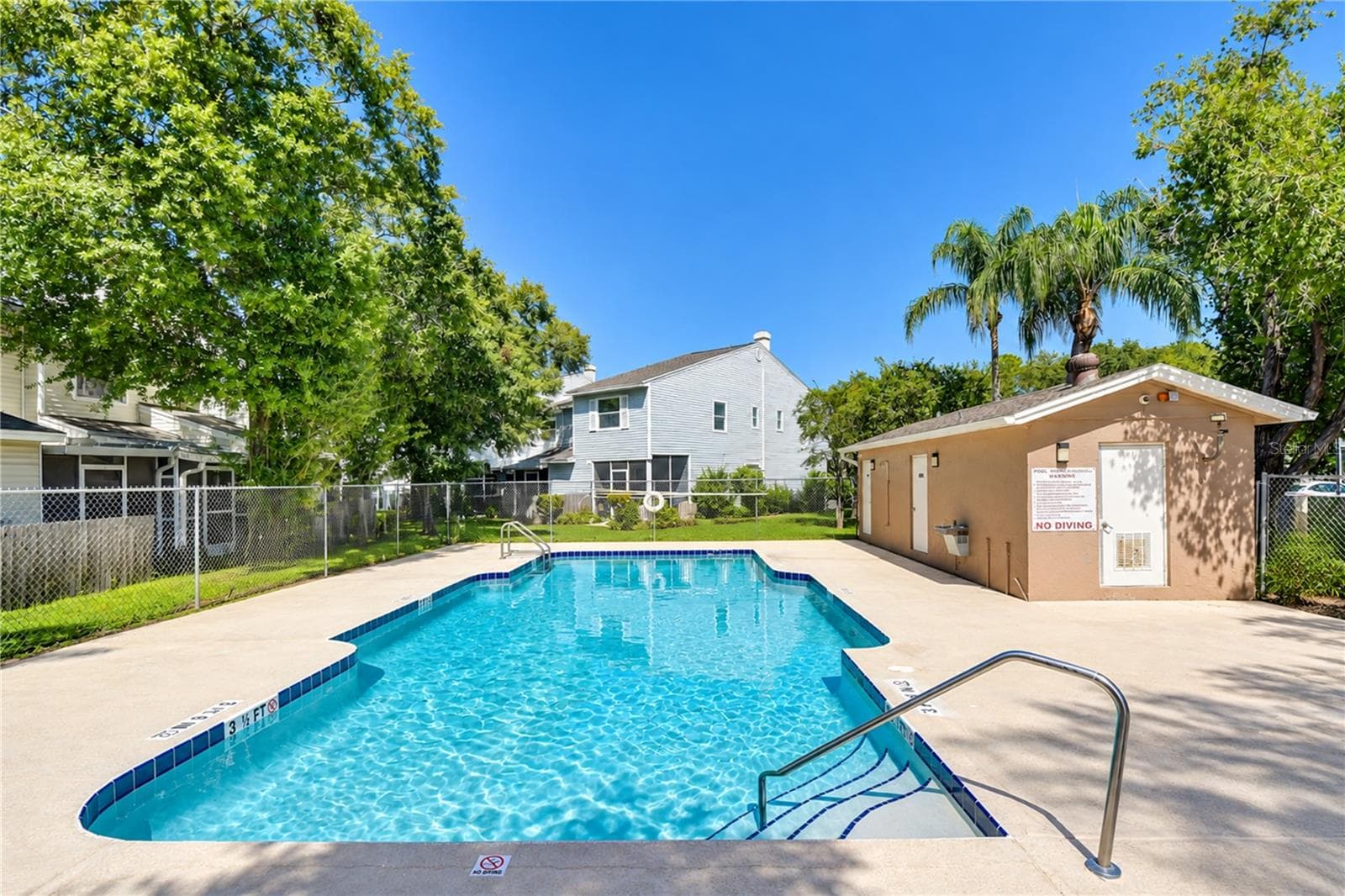 Townhouse at 8622 COBBLER PL, TAMPA, photo 37 of 39