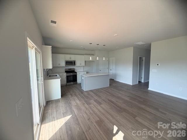 Open Floor Plan - 4025 Juno Drive, Charlotte