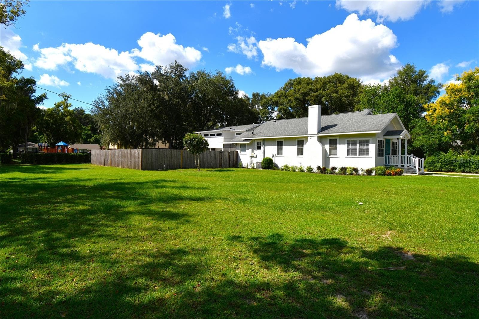 Corner Lot View - 1245 N ALEXANDER ST, MOUNT DORA