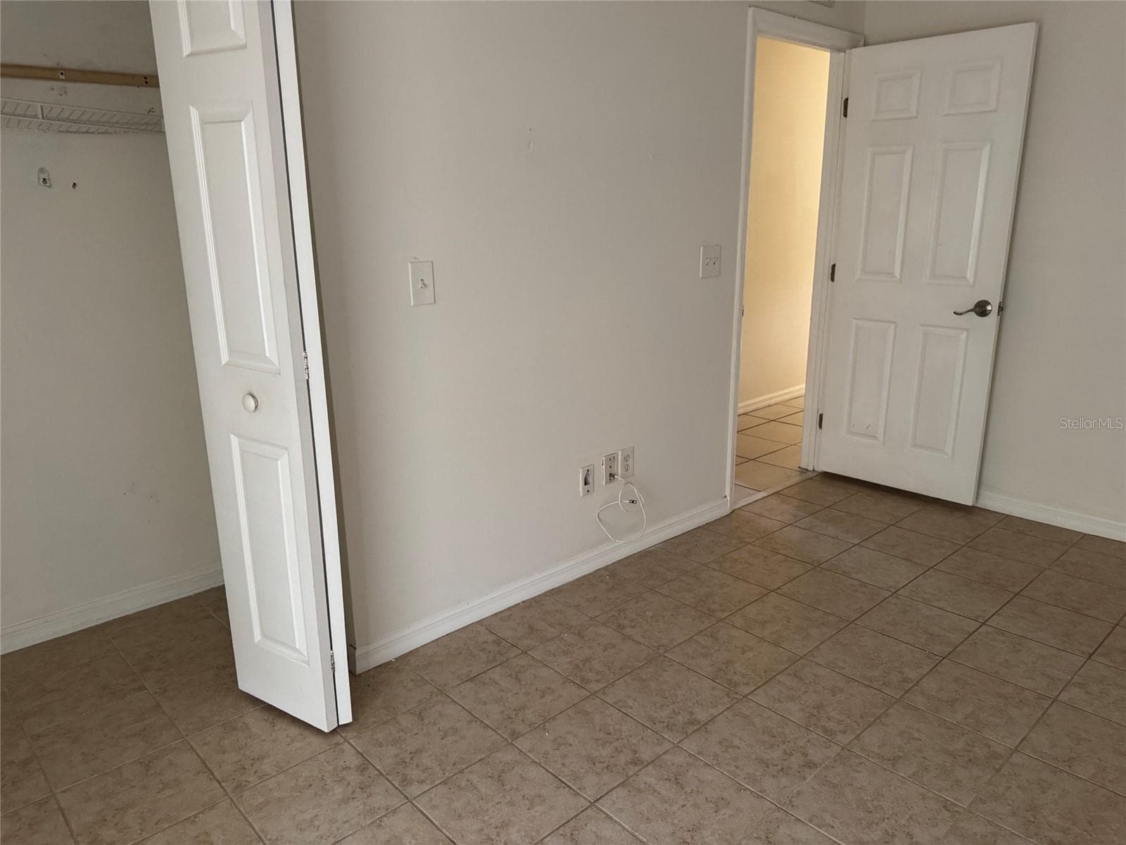 Single Family Residence at 2609 E EMMA ST, TAMPA, photo 9 of 18