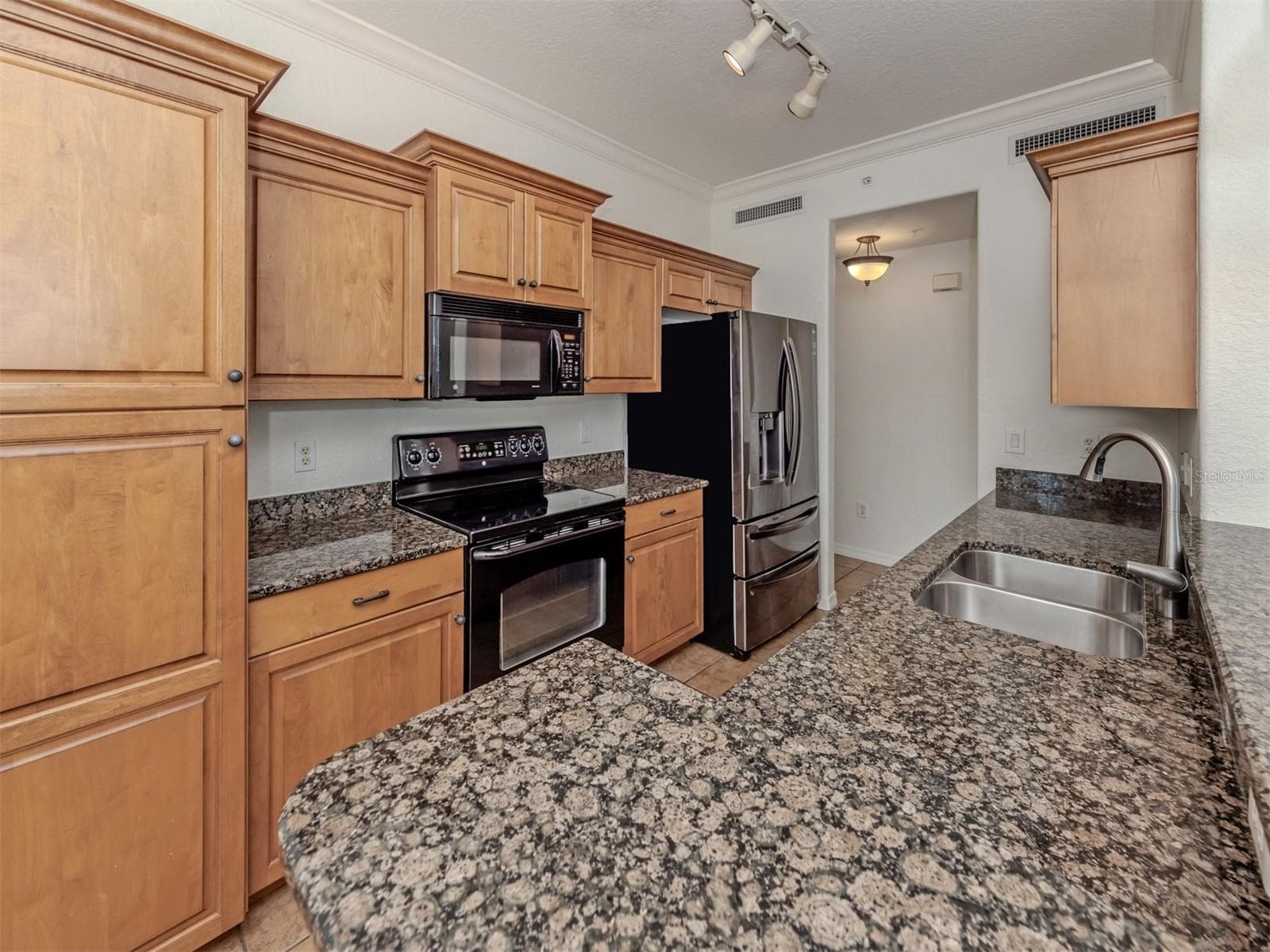 Condominium at 700 GARDENS EDGE DR #721, VENICE, photo 15 of 68