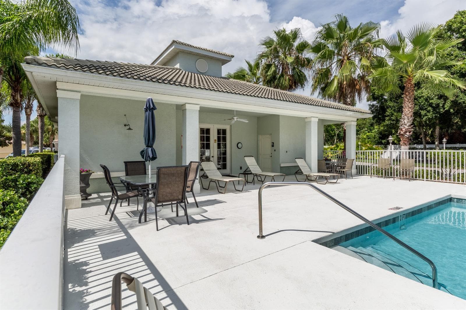 Condominium at 700 GARDENS EDGE DR #721, VENICE, photo 42 of 68