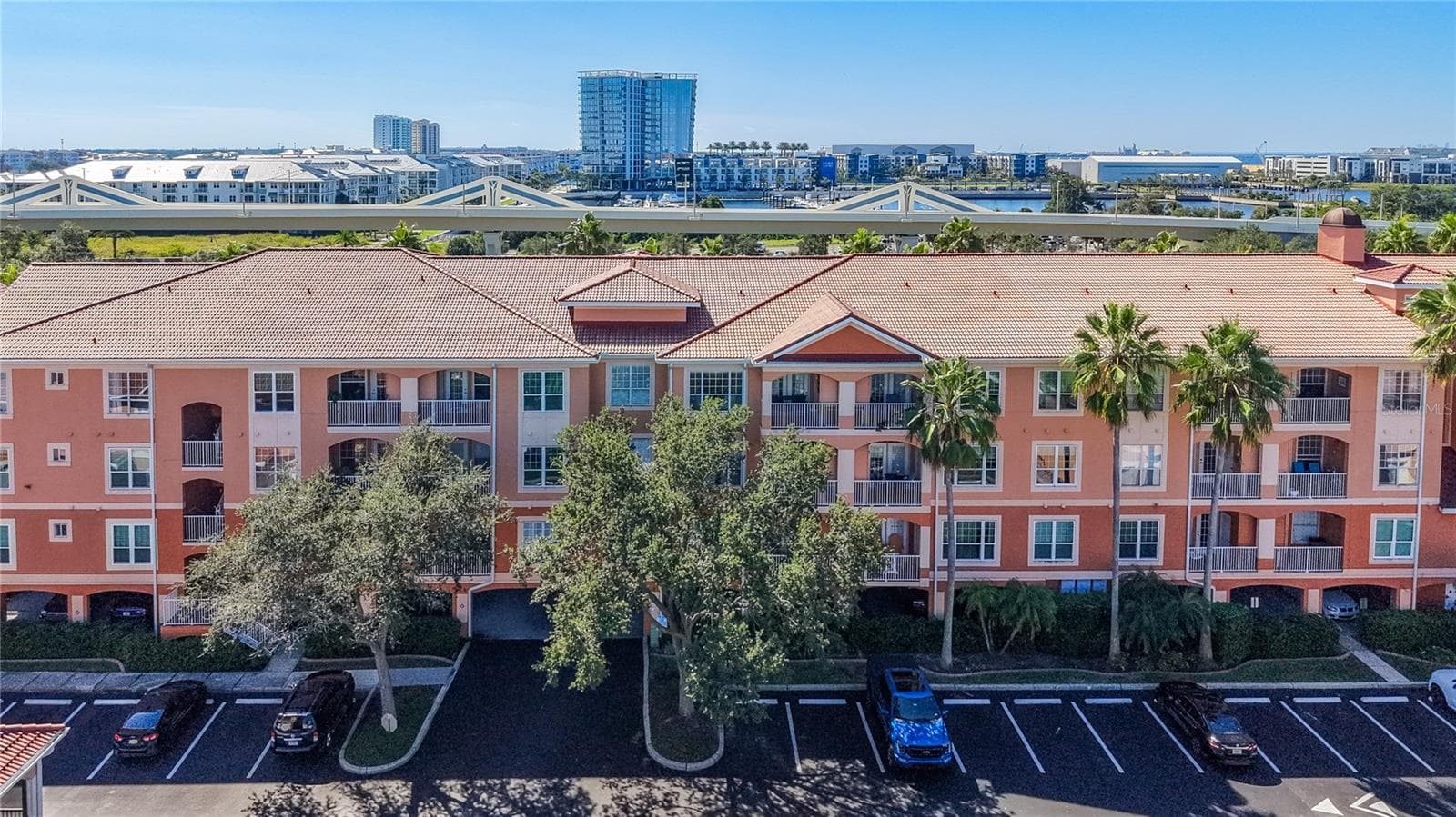 Condominium at 5000 CULBREATH KEY WAY #8-207, TAMPA, photo 7 of 67