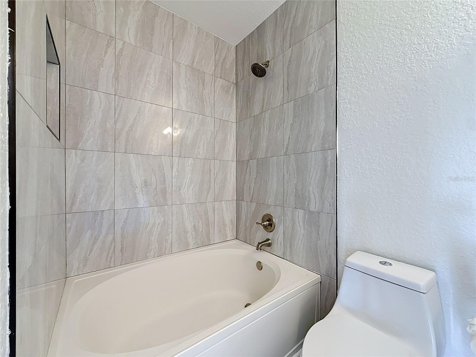 Condominium at 5000 CULBREATH KEY WAY #8-207, TAMPA, photo 27 of 67