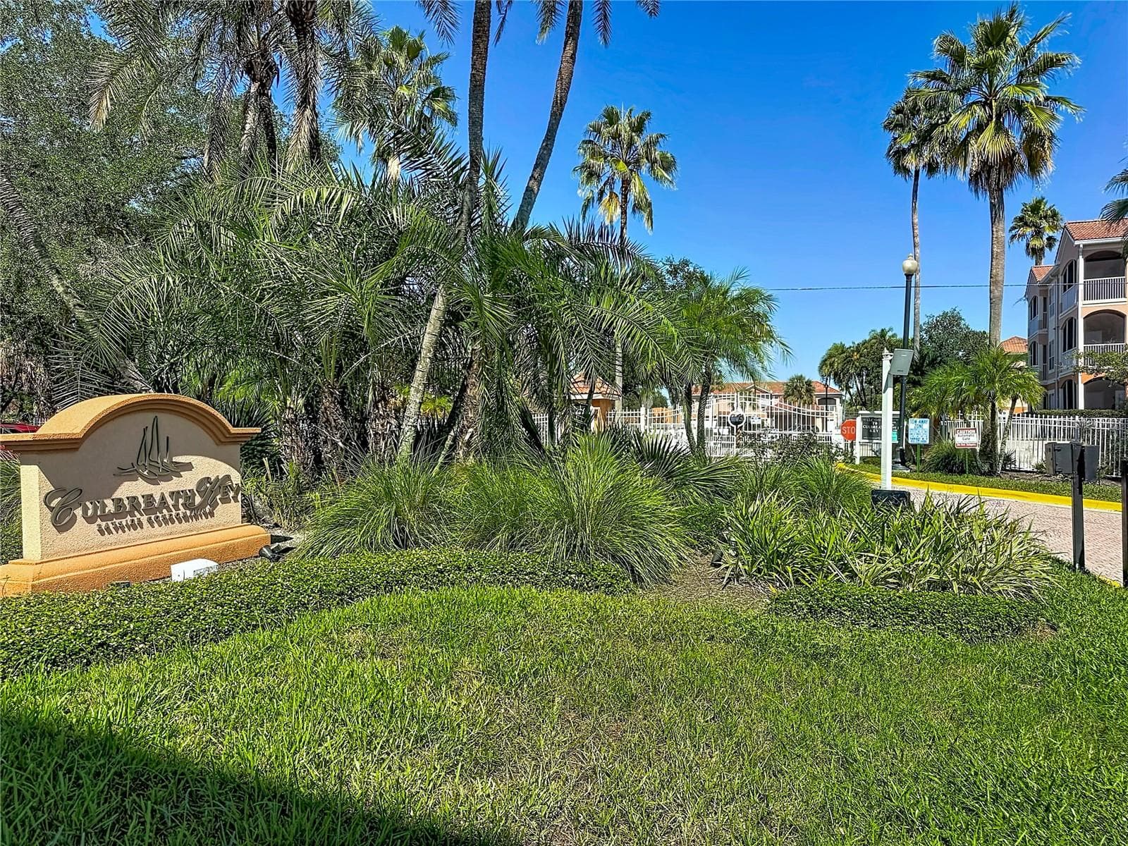Condominium at 5000 CULBREATH KEY WAY #8-207, TAMPA, photo 53 of 67