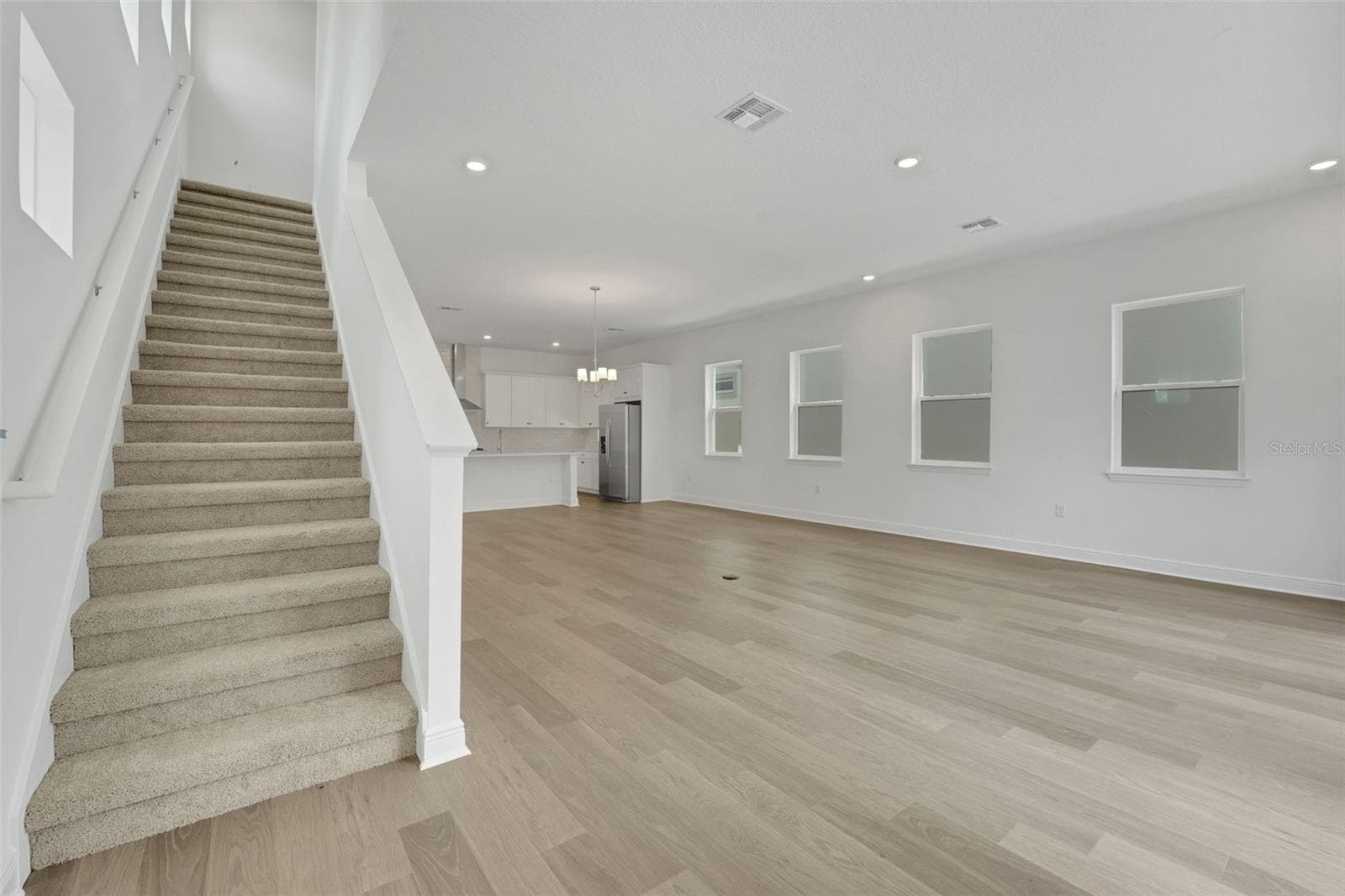 Single Family Residence at 10350 PEARSON AVE, ORLANDO, photo 10 of 93