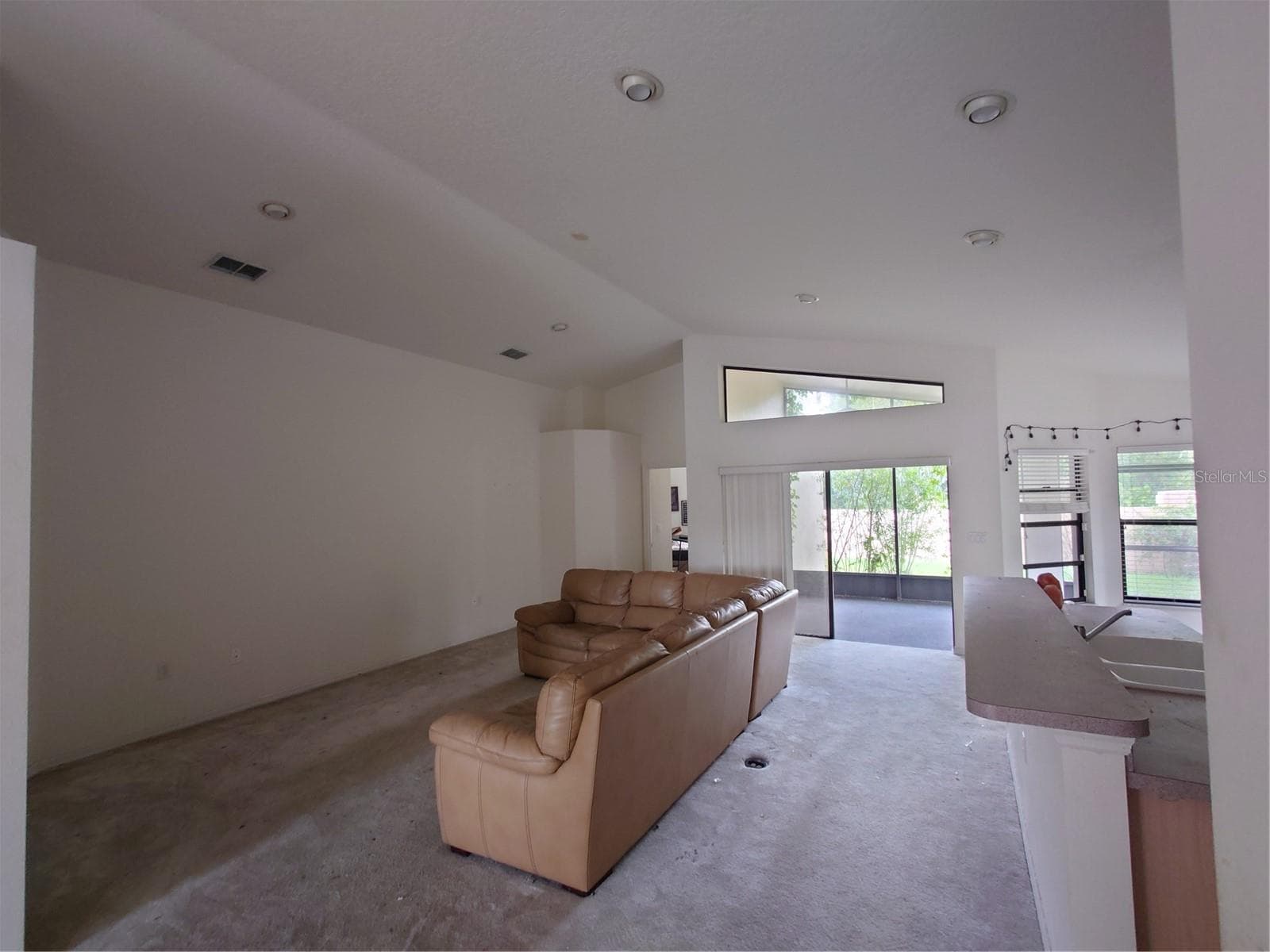 Single Family Residence at 9335 CREEKSIDE CT, HUDSON, photo 5 of 13