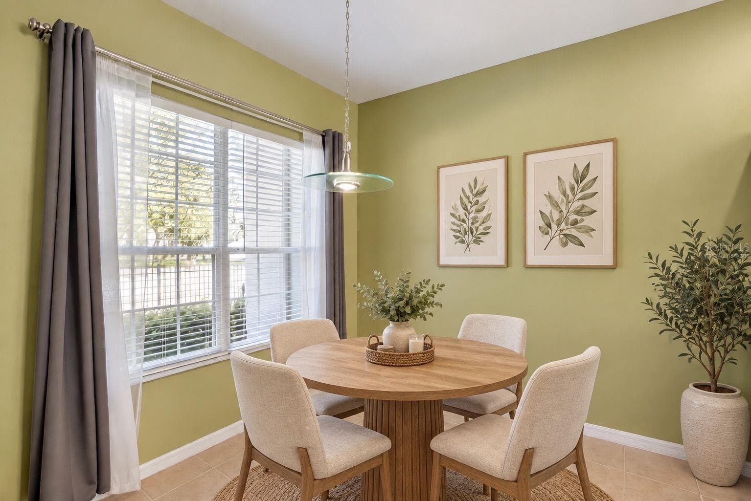 virtually staged - 4519 SUNSET LN, OVIEDO