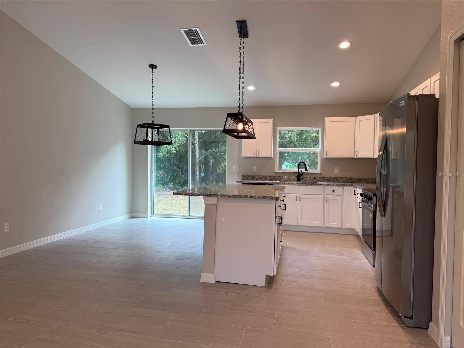 Single Family Residence at 68 LOCUST RUN RADL, OCALA, photo 5 of 13