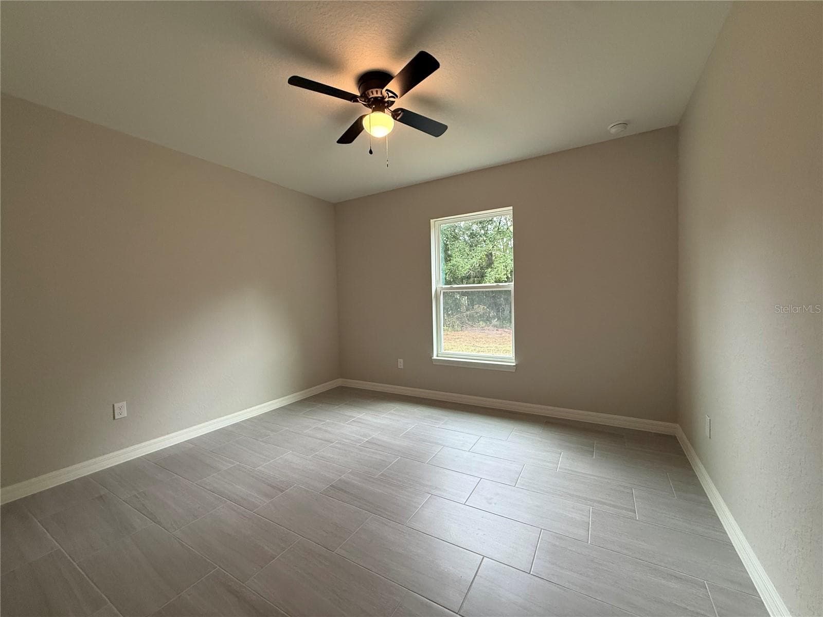 Single Family Residence at 68 LOCUST RUN RADL, OCALA, photo 12 of 13