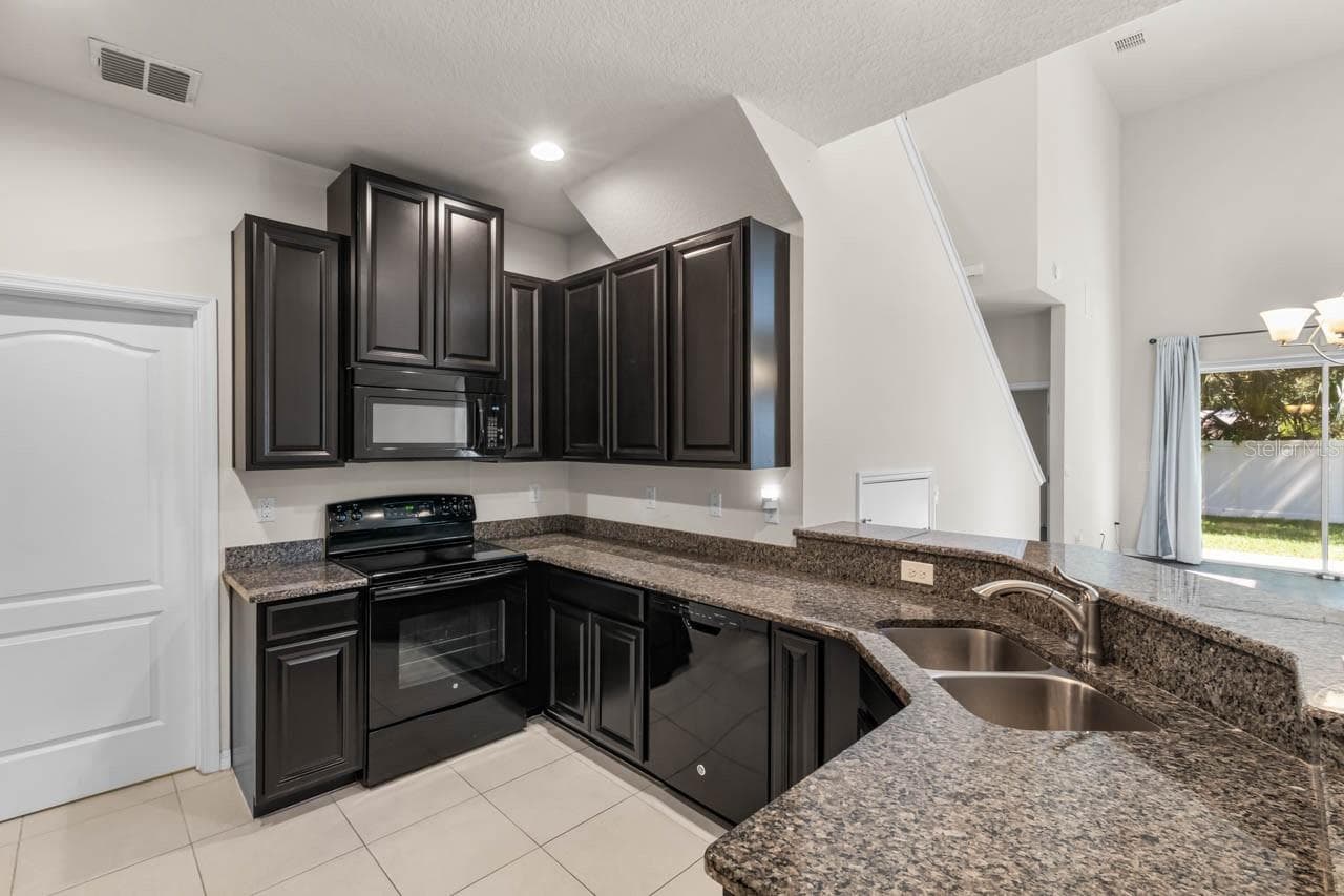 Townhouse at 3031 OLD FULTON PL, BRANDON, photo 6 of 24