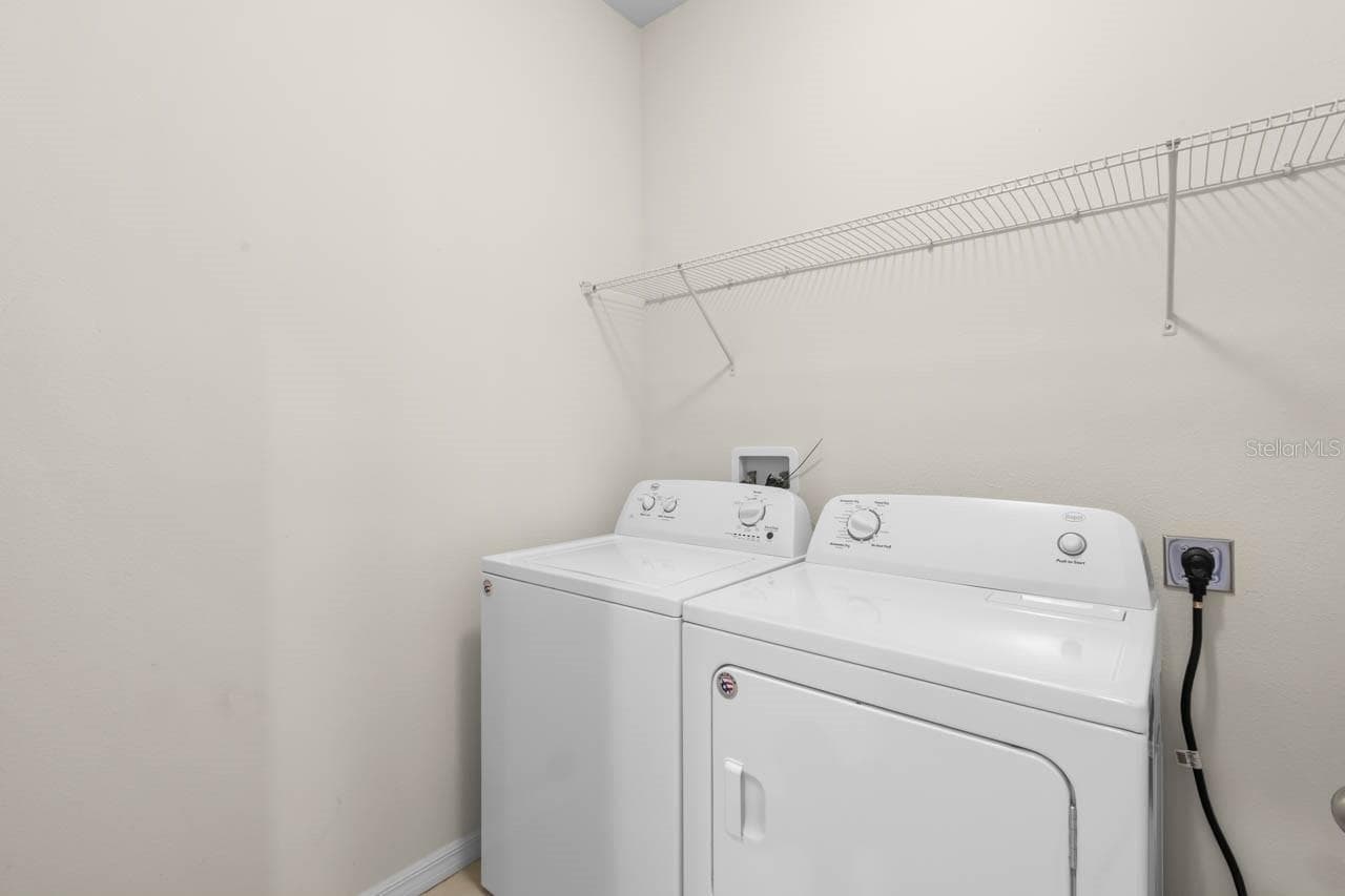 Washer/Dryer Upstairs - 3031 OLD FULTON PL, BRANDON