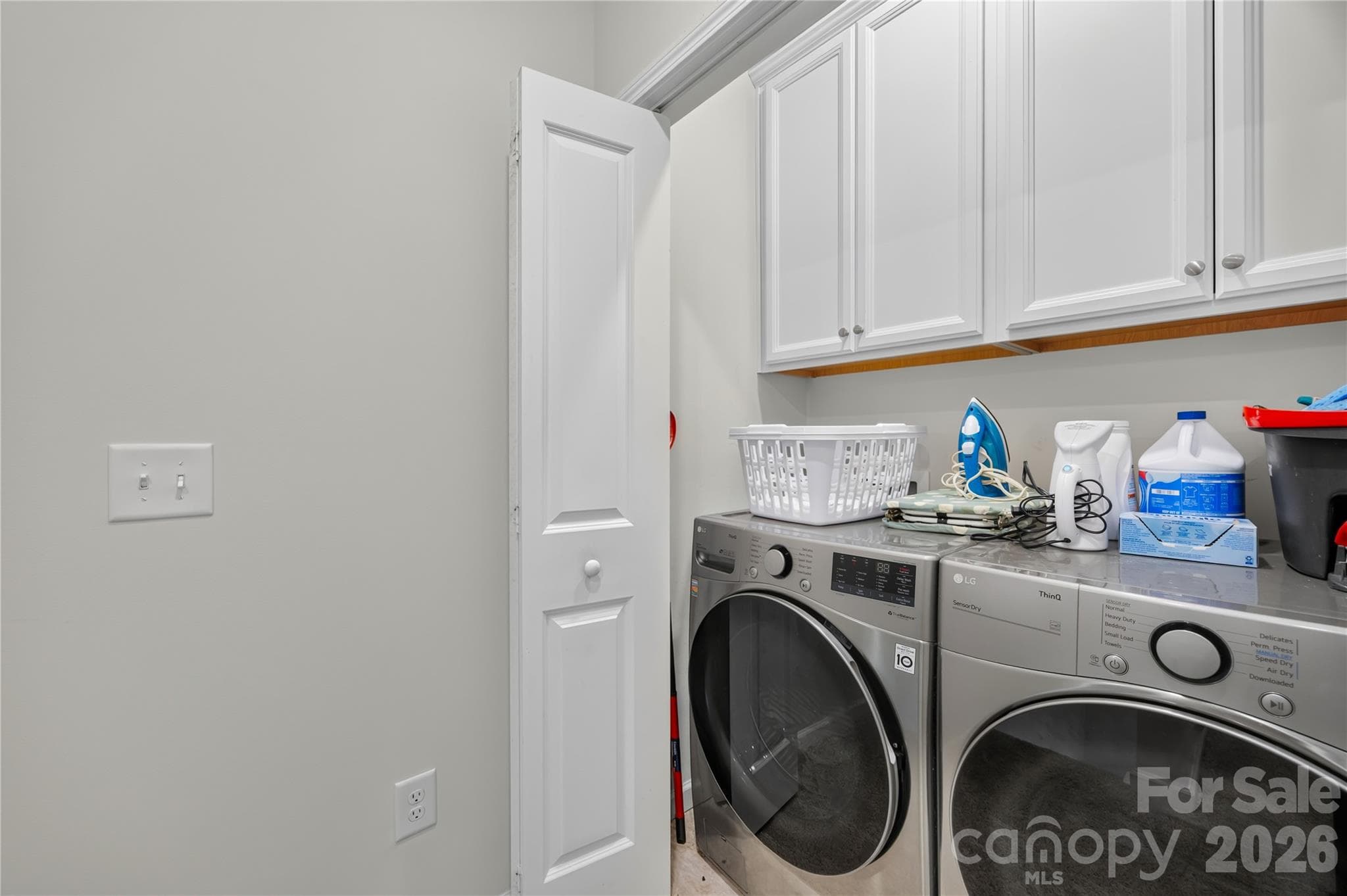 Townhouse at 610 Sweet Bonnie Lane, Belmont, photo 17 of 28