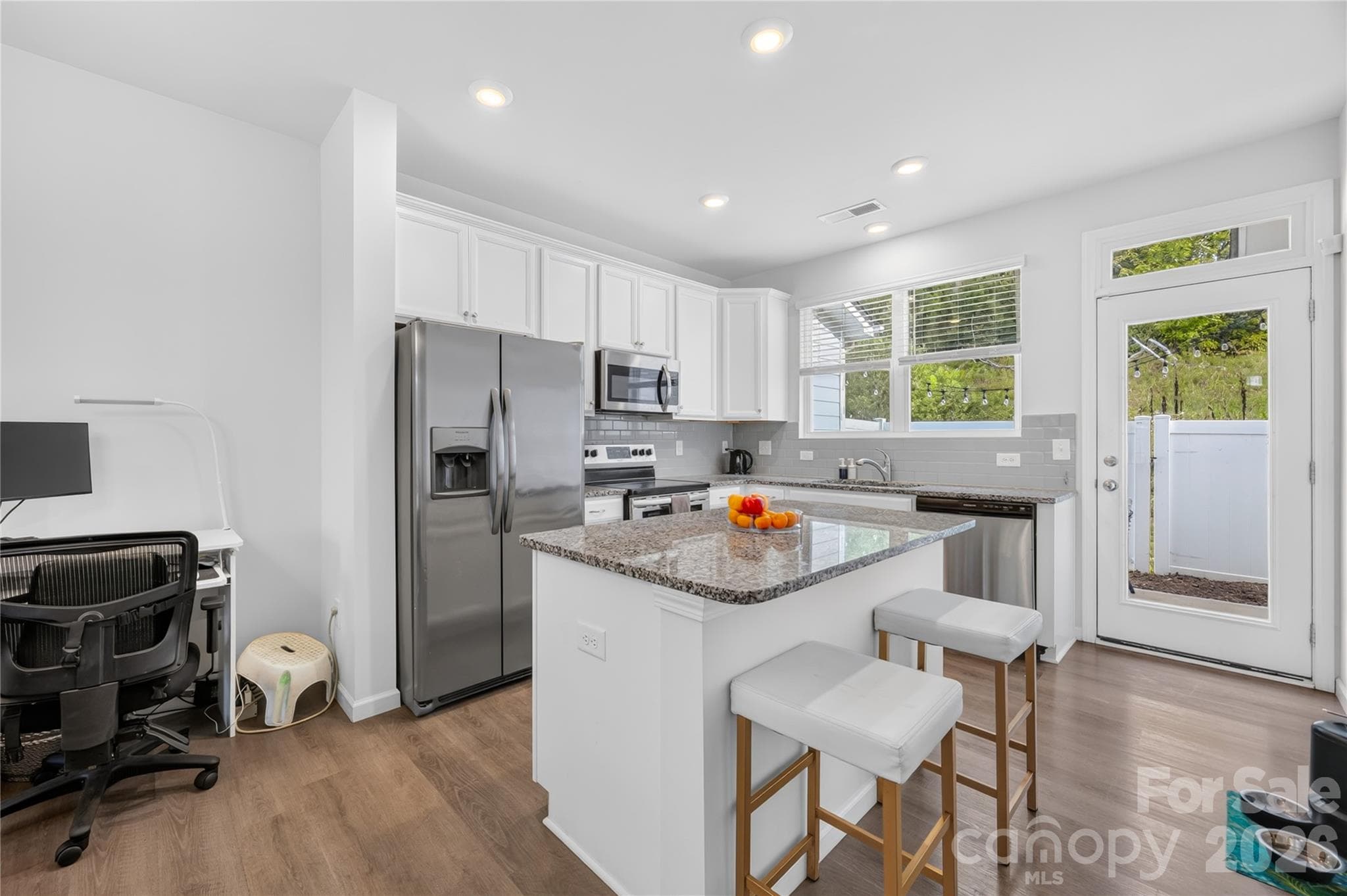 Townhouse at 610 Sweet Bonnie Lane, Belmont, photo 23 of 28