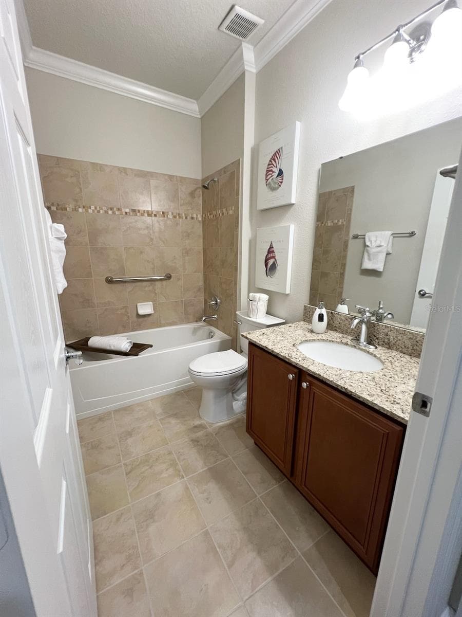 Bath 2 - 30348 LIPIZZAN TER, MOUNT DORA