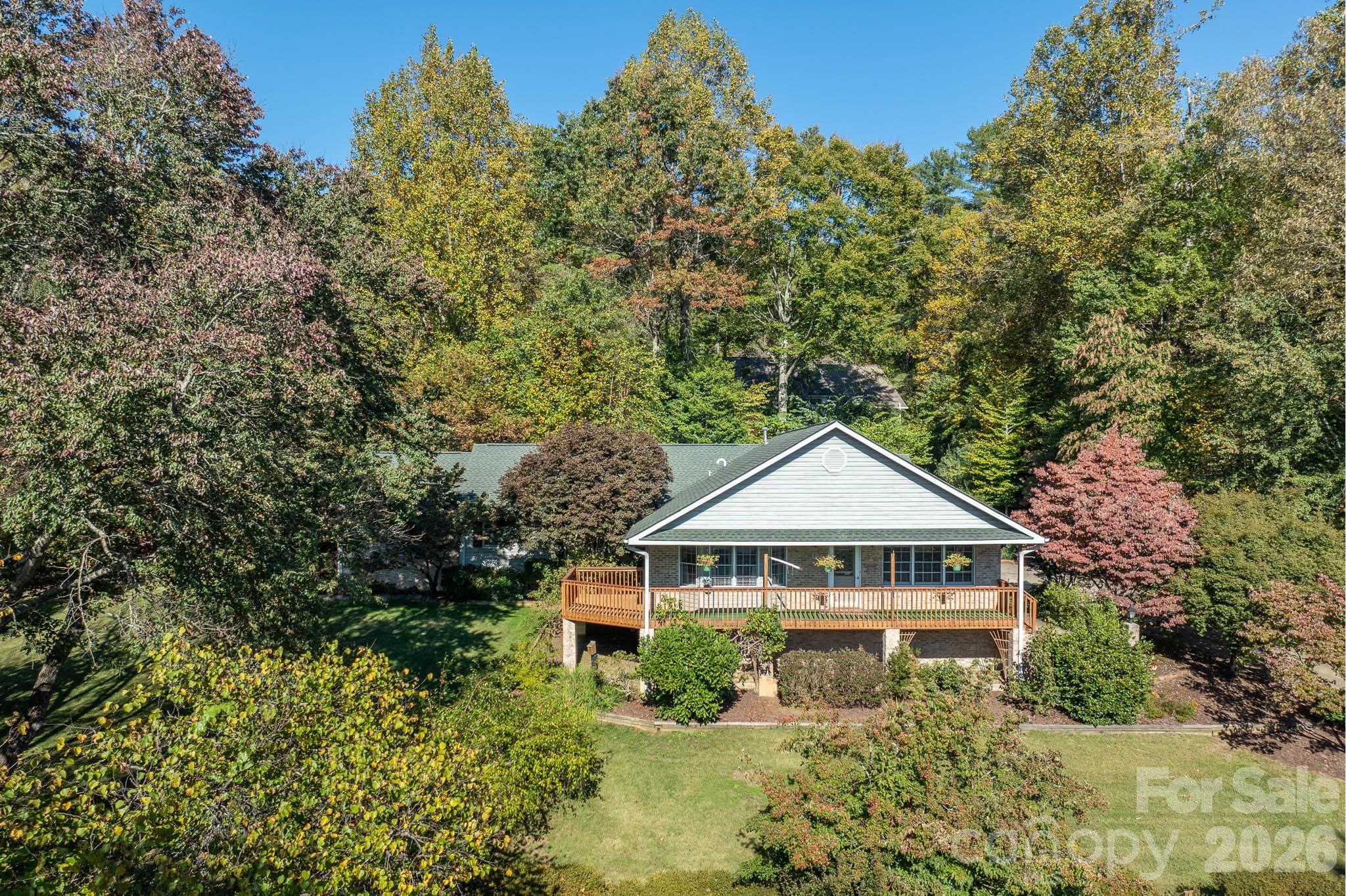 Single Family Residence at 2008 Deep Woods Drive, Hendersonville, photo 7 of 37