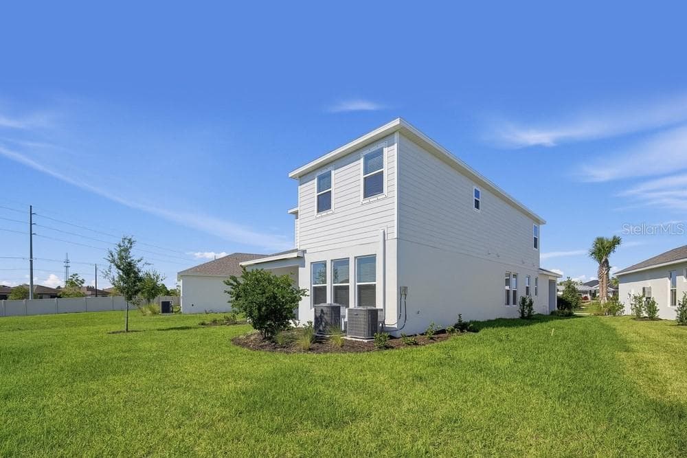 823 Steel ~ Ready Now - 823 STEEL DR, APOLLO BEACH