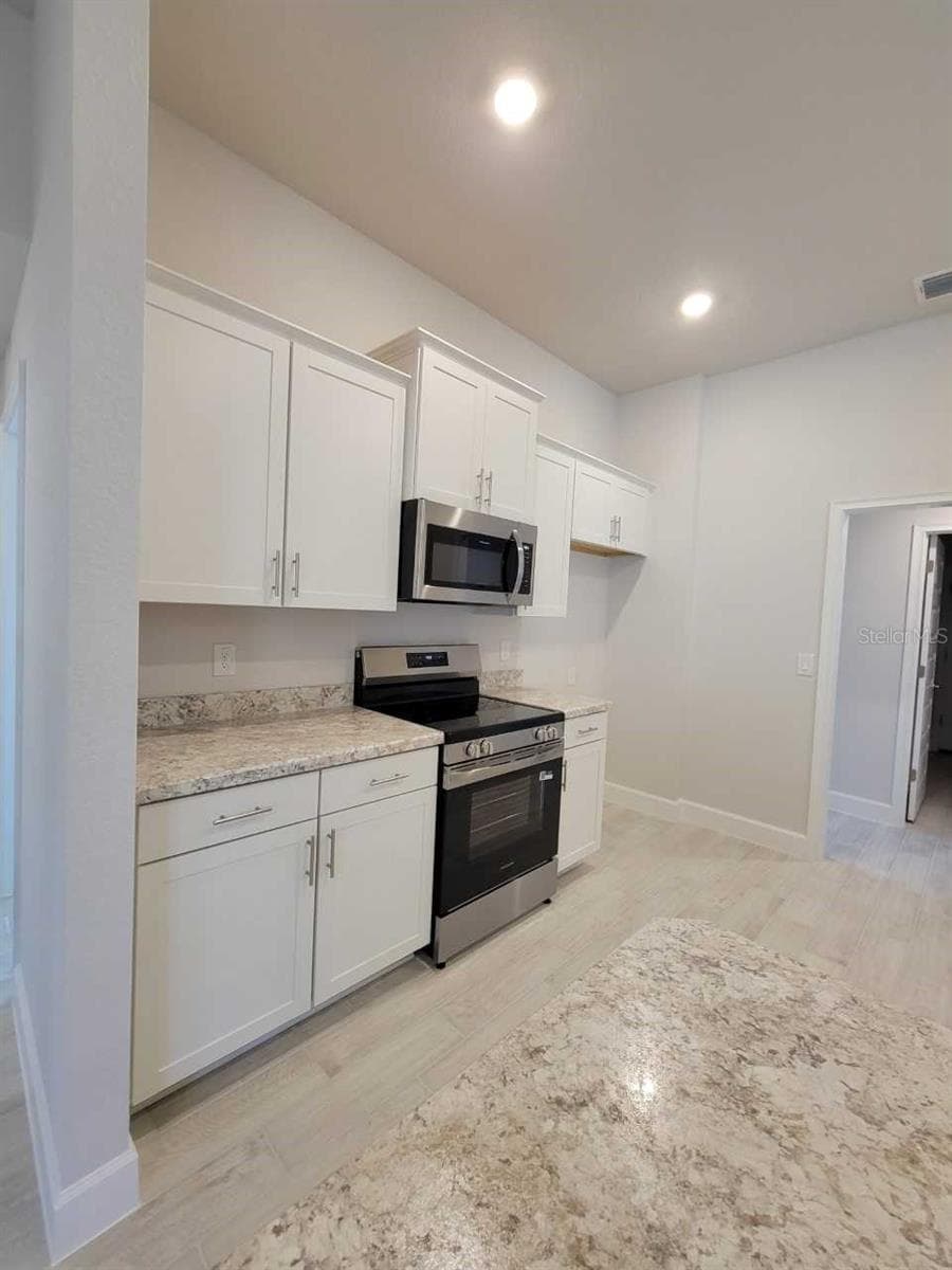 Picture of similar home for illustrative purposes only. Colors and features may vary! - 7916 SW 139TH STREET RD, OCALA