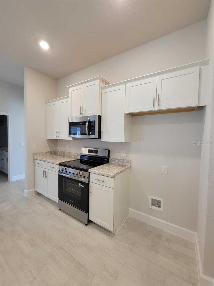 Picture of similar home for illustrative purposes only. Colors and features may vary! - 7916 SW 139TH STREET RD, OCALA