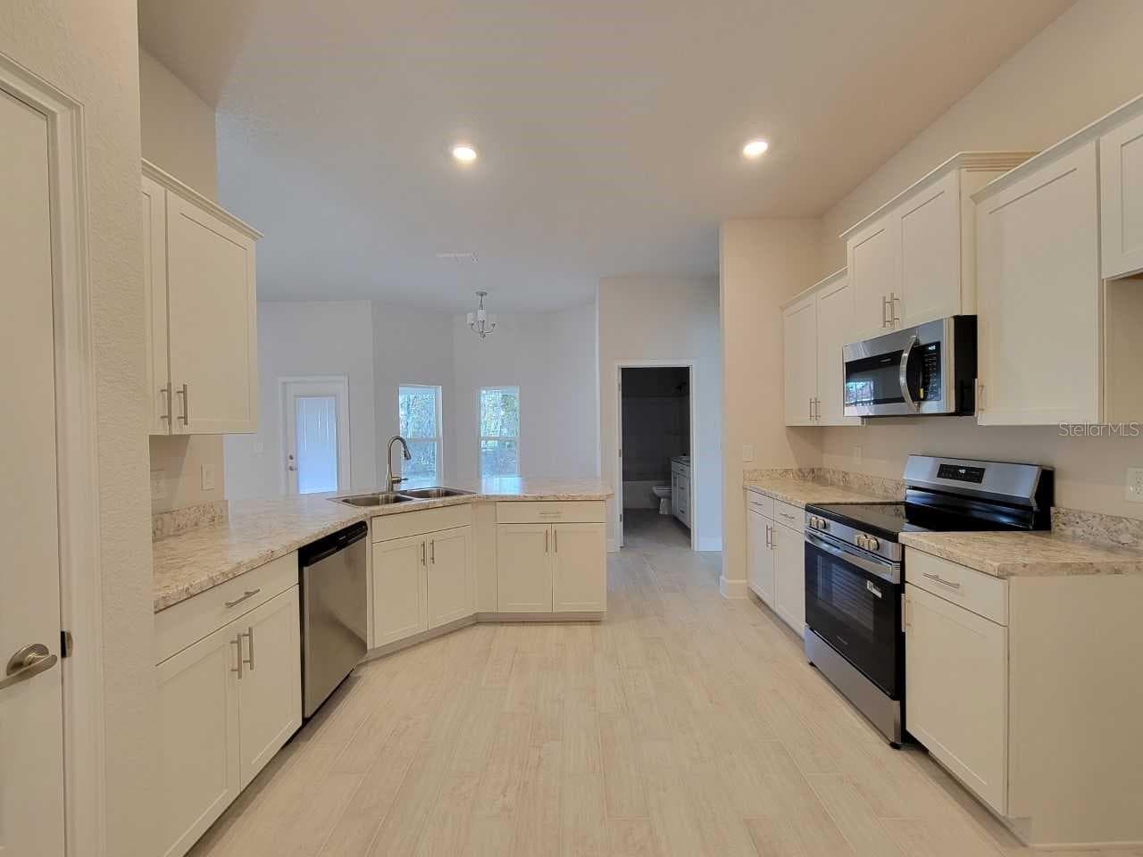 Picture of similar home for illustrative purposes only. Colors and features may vary! - 7916 SW 139TH STREET RD, OCALA