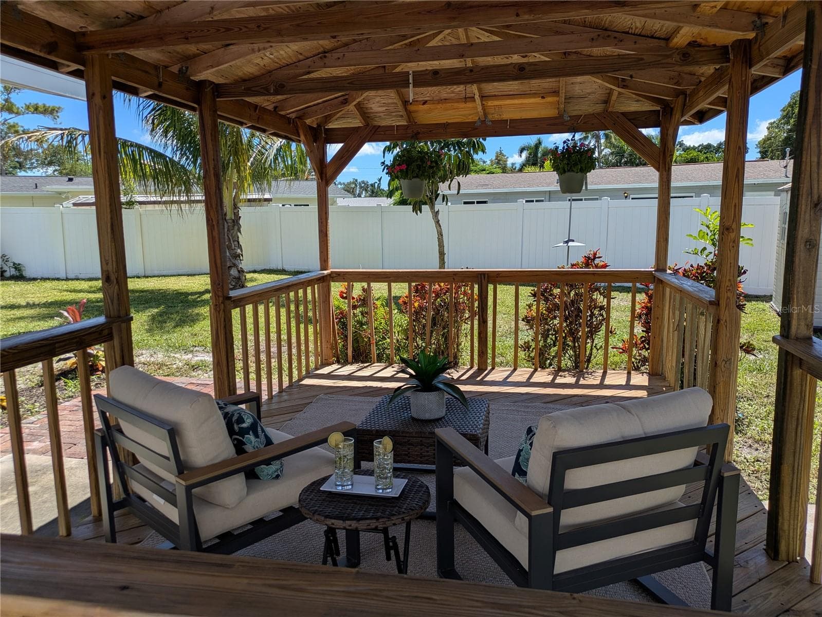 Single Family Residence at 3641 BEACH DR SE, ST PETERSBURG, photo 63 of 74