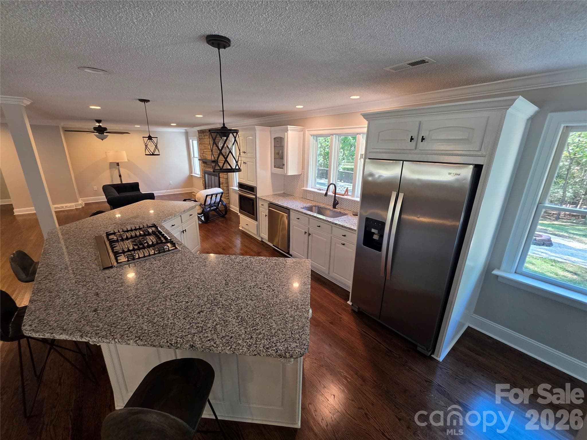 Single Family Residence at 570 Crestside Drive SE, Concord, photo 4 of 32