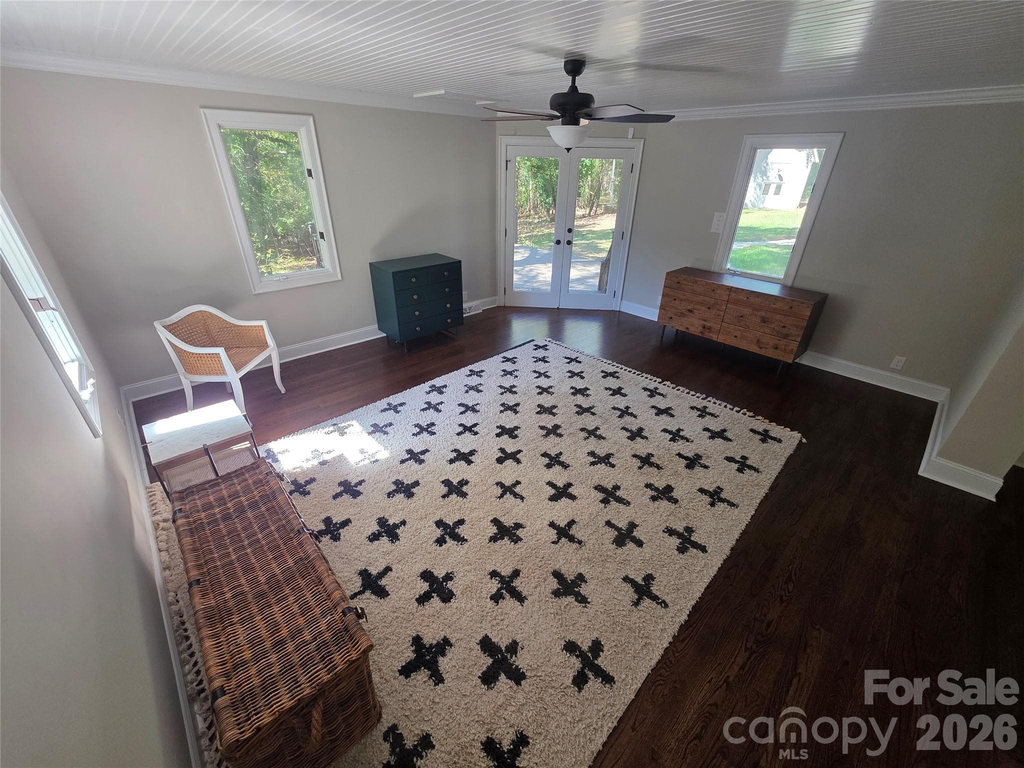 Single Family Residence at 570 Crestside Drive SE, Concord, photo 11 of 32