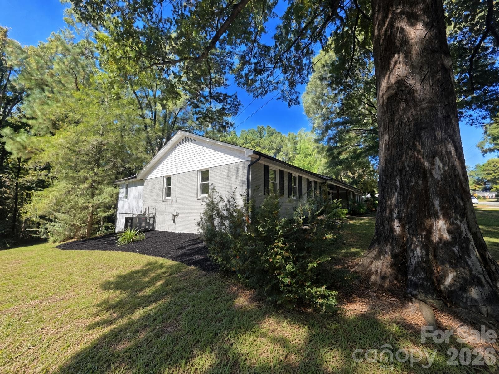 Single Family Residence at 570 Crestside Drive SE, Concord, photo 26 of 32