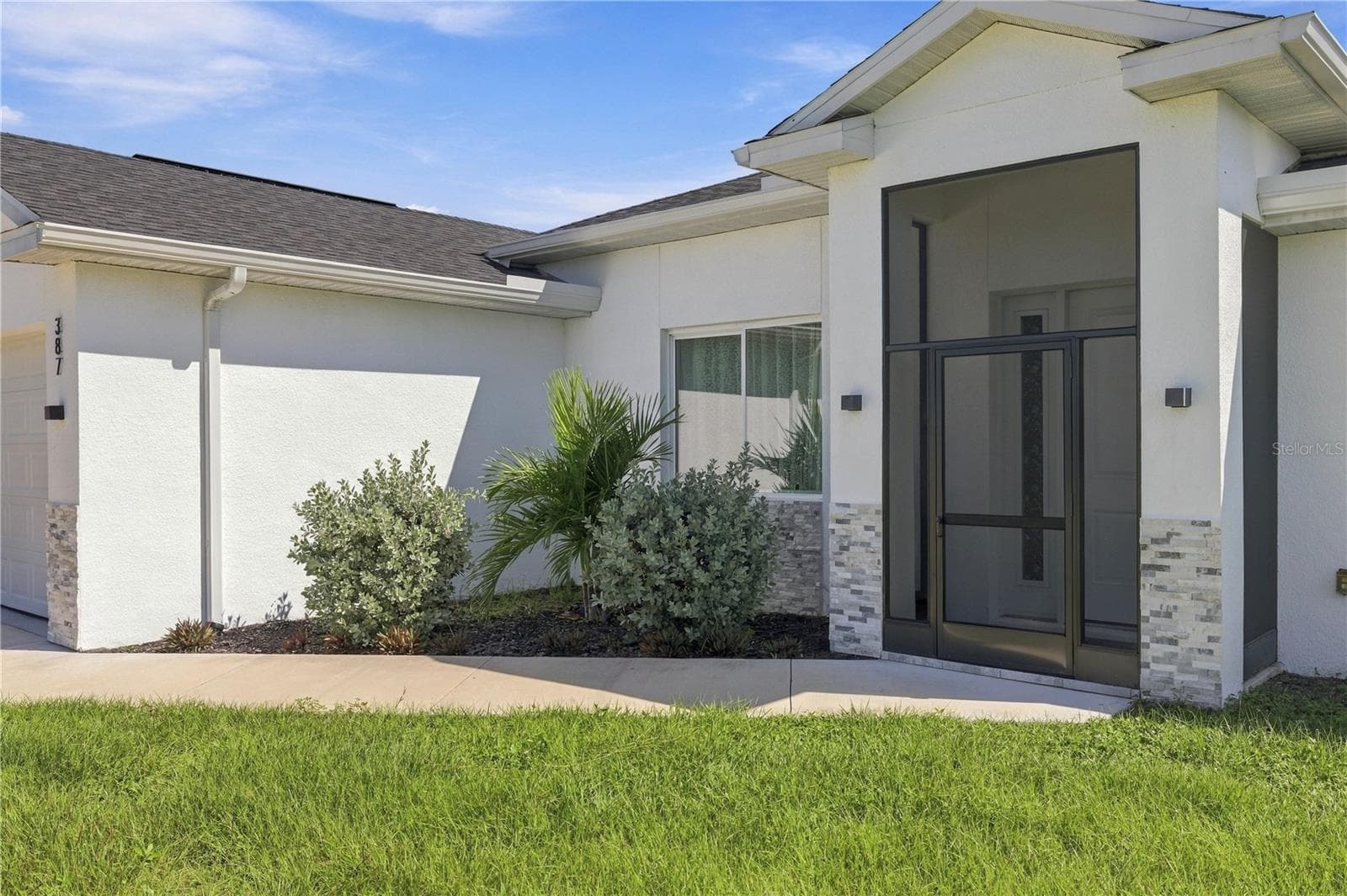 Single Family Residence at 387 VENETIA AVE, NORTH PORT, photo 2 of 38