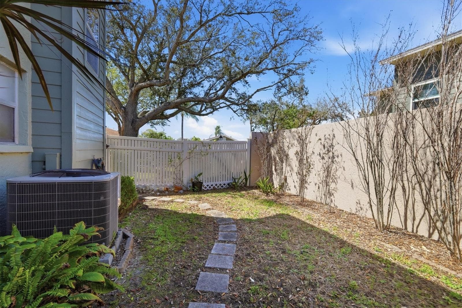 Townhouse at 4173 CENTER POINTE CIR #87B, SARASOTA, photo 21 of 25