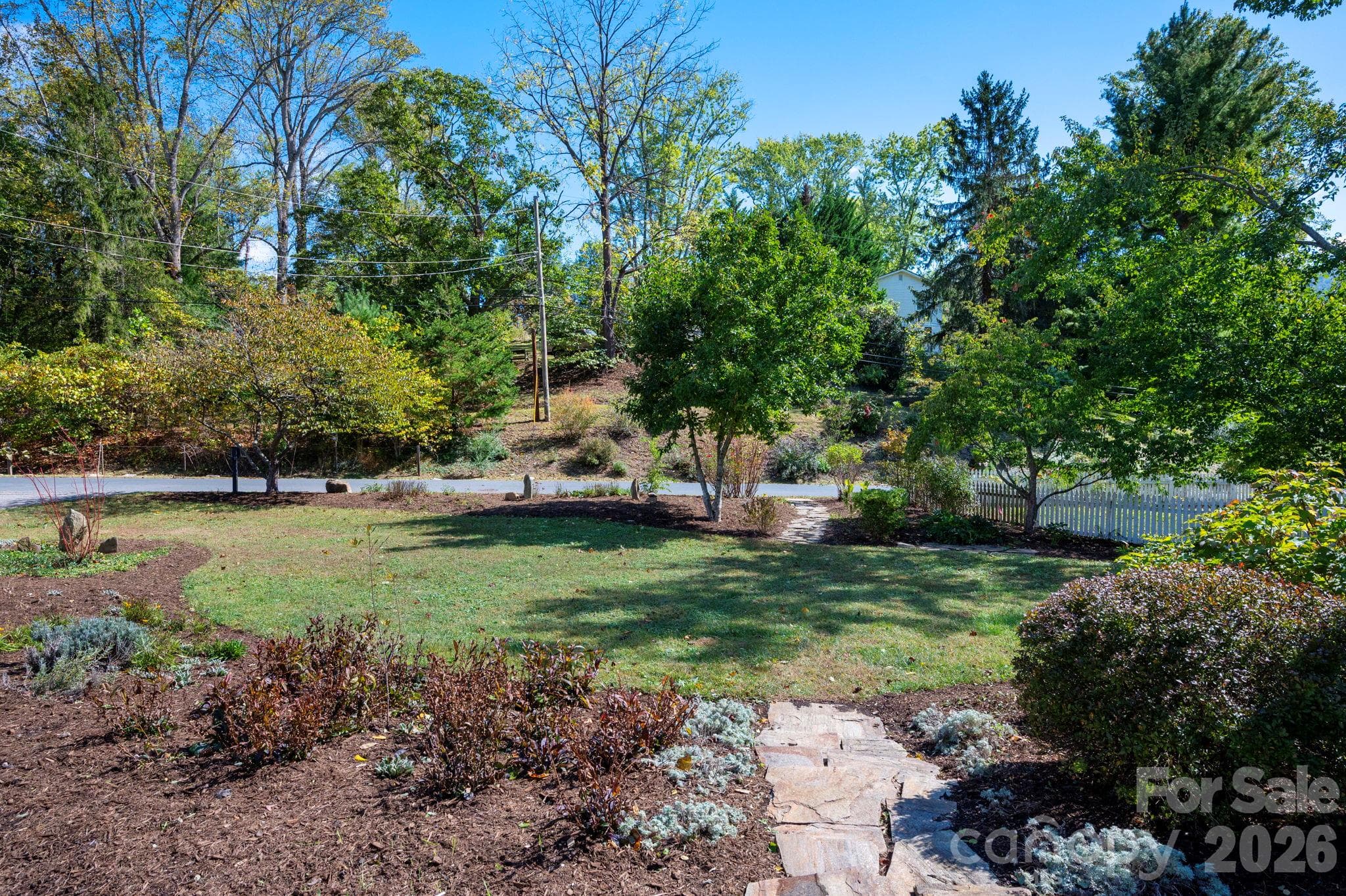 Single Family Residence at 16 Pinecroft Road, Asheville, photo 31 of 31