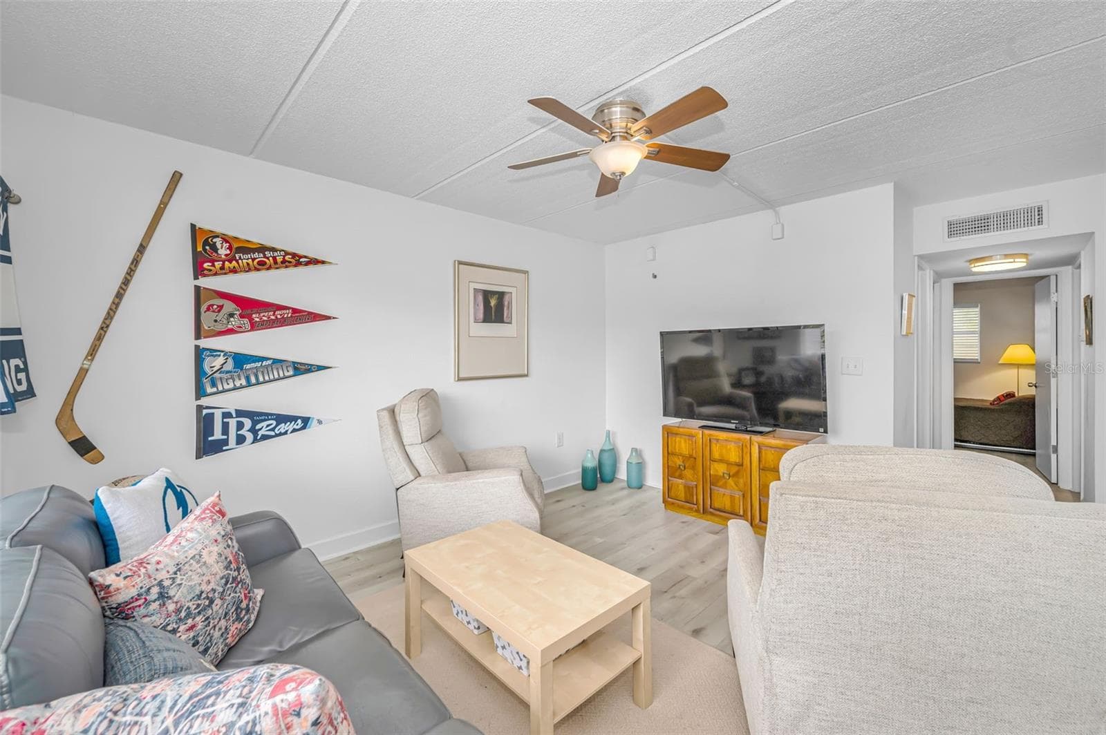 Condominium at 2 N FERNWOOD AVE #25, CLEARWATER, photo 7 of 33