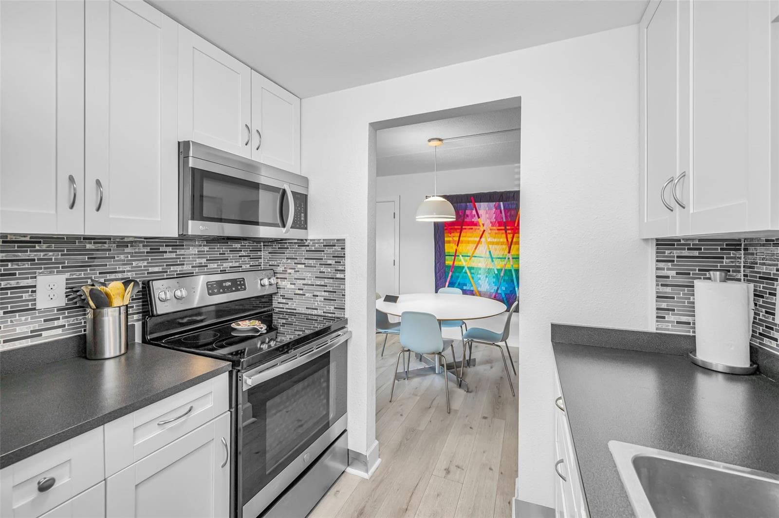 Condominium at 2 N FERNWOOD AVE #25, CLEARWATER, photo 17 of 33