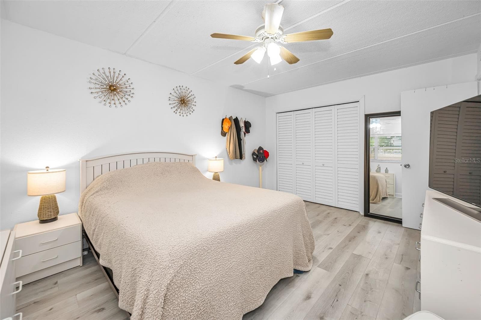 Condominium at 2 N FERNWOOD AVE #25, CLEARWATER, photo 21 of 33