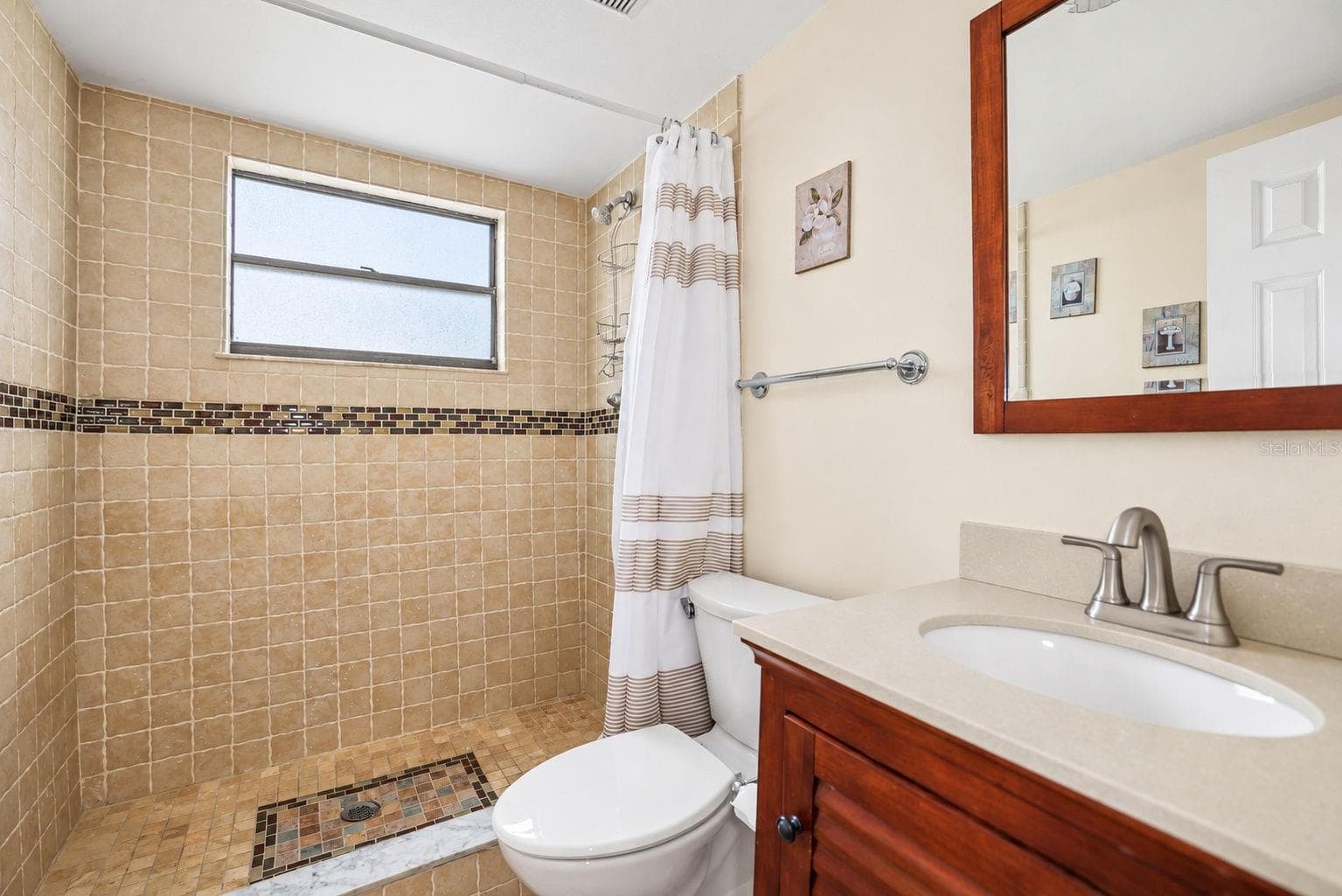 Single Family Residence at 10970 PEPPERTREE LN, PORT RICHEY, photo 18 of 42