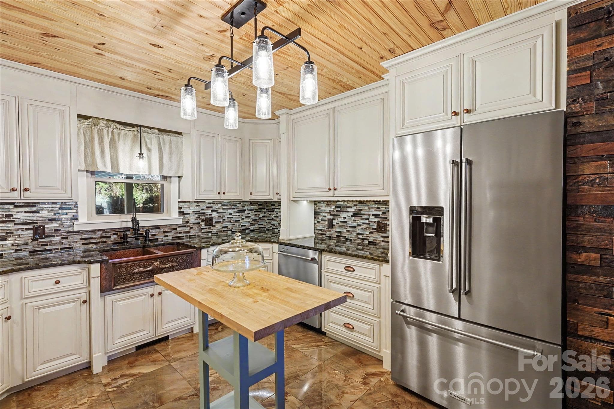 Single Family Residence at 1041 Emerald Shores Road, Mount Gilead, photo 7 of 48