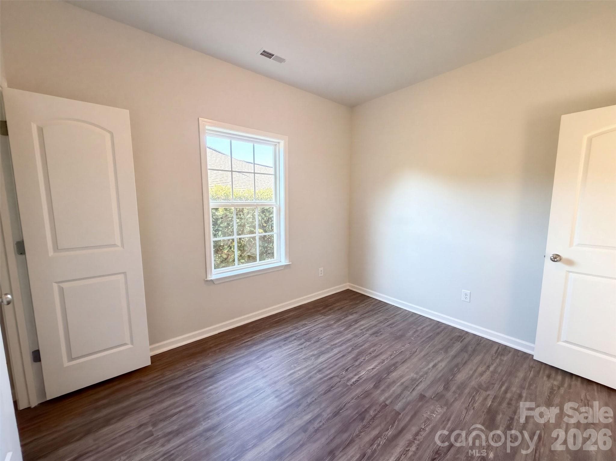 Single Family Residence at 2090 Audubon Drive, Rock Hill, photo 11 of 27