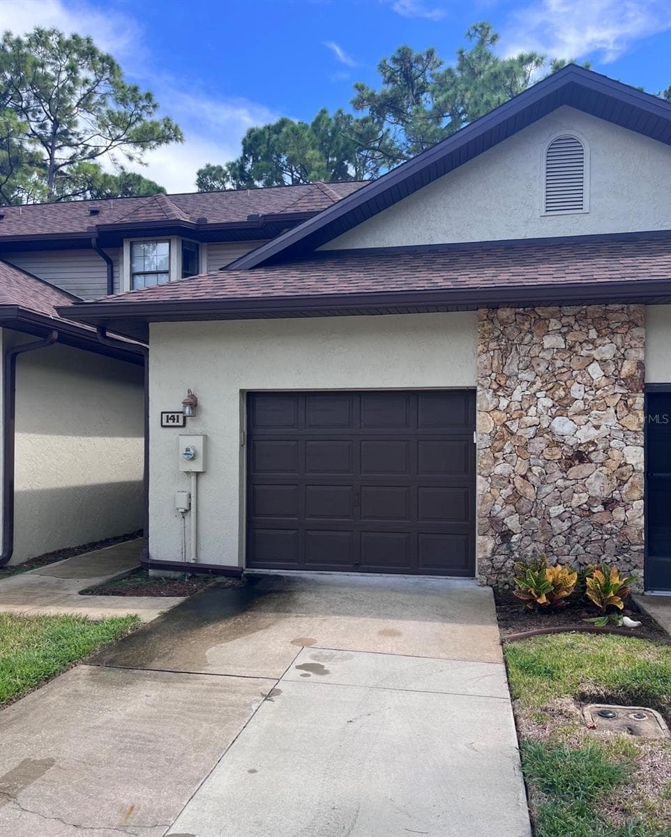 Townhouse at 141 DOVECOTE LN, DAYTONA BEACH, photo 2 of 12