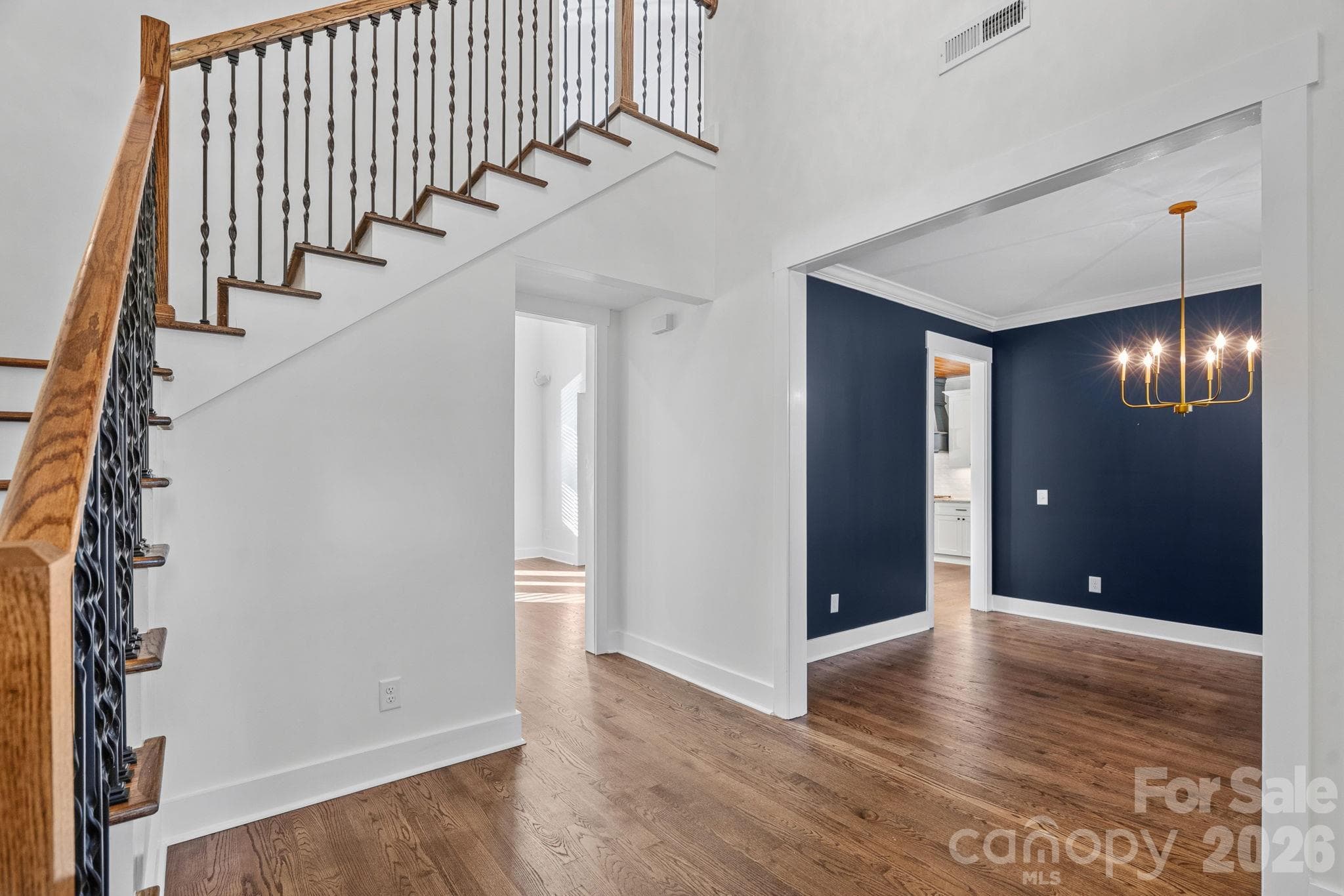 Single Family Residence at 1333 Riverside Drive, Charlotte, photo 6 of 48