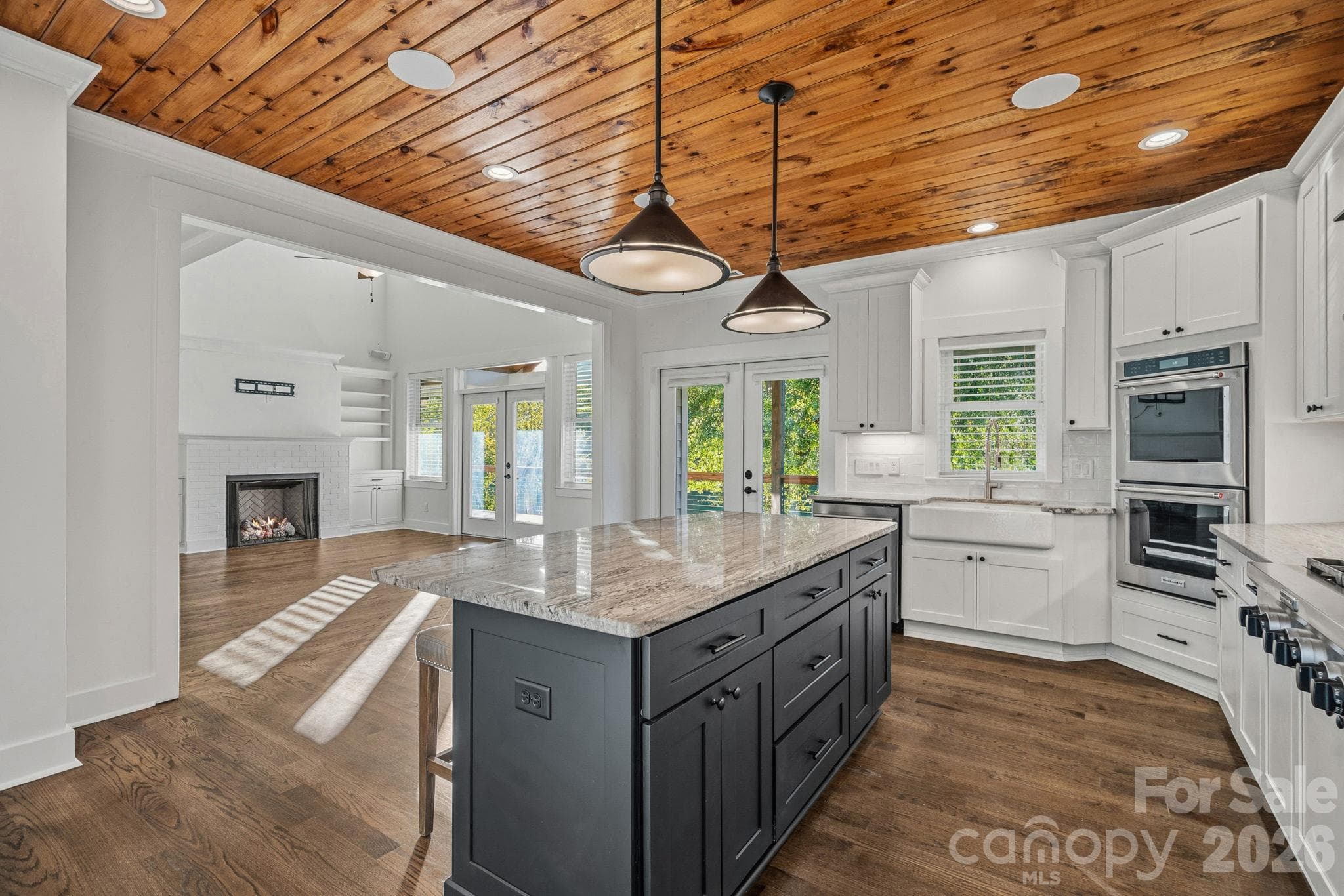 Single Family Residence at 1333 Riverside Drive, Charlotte, photo 15 of 48