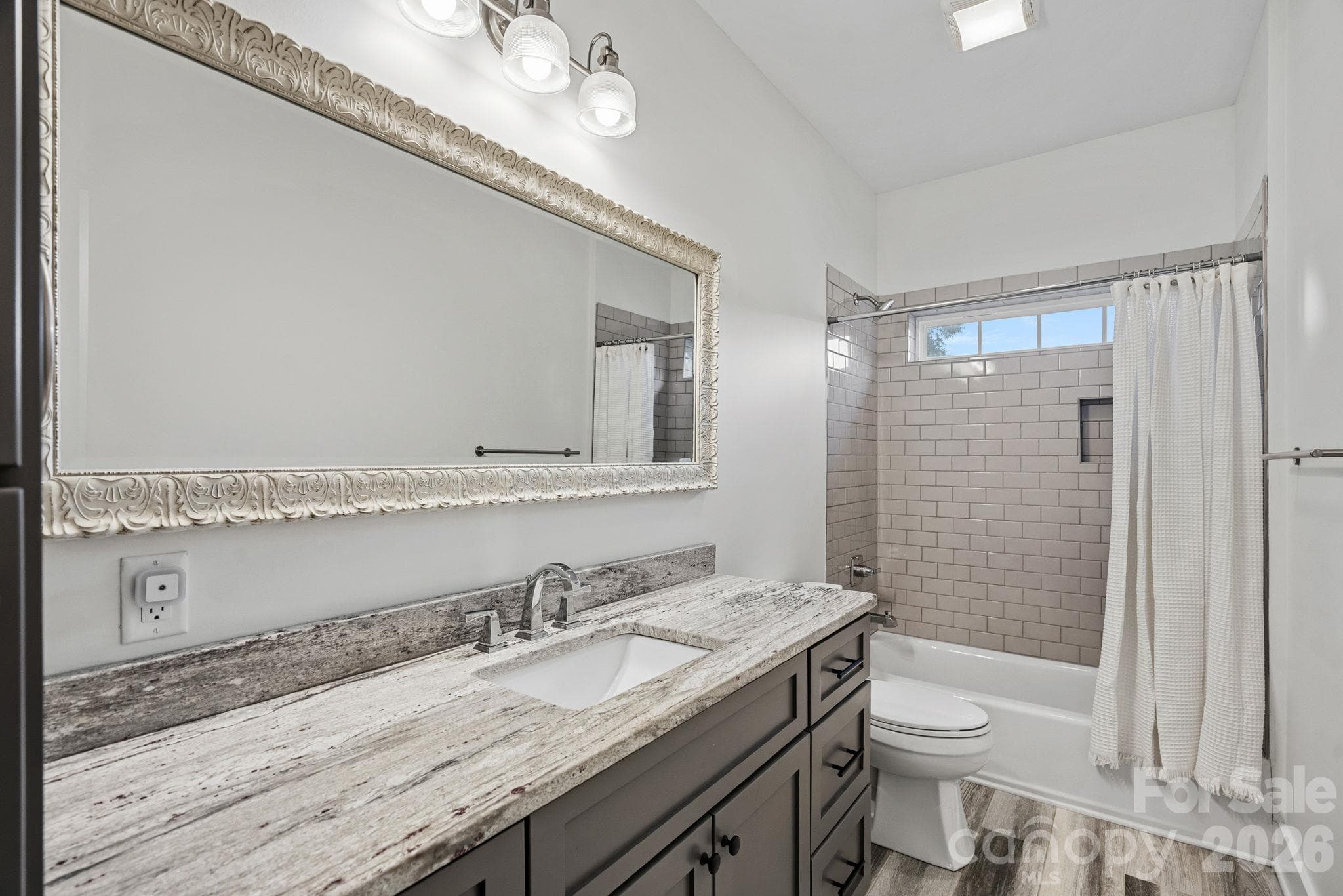 2nd Floor Bath 1 - 1333 Riverside Drive, Charlotte