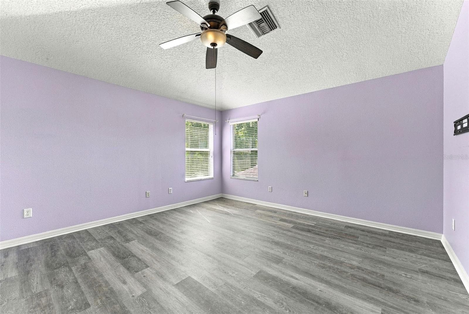 Single Family Residence at 21916 WAVERLY SHORES LN, LAND O LAKES, photo 34 of 78